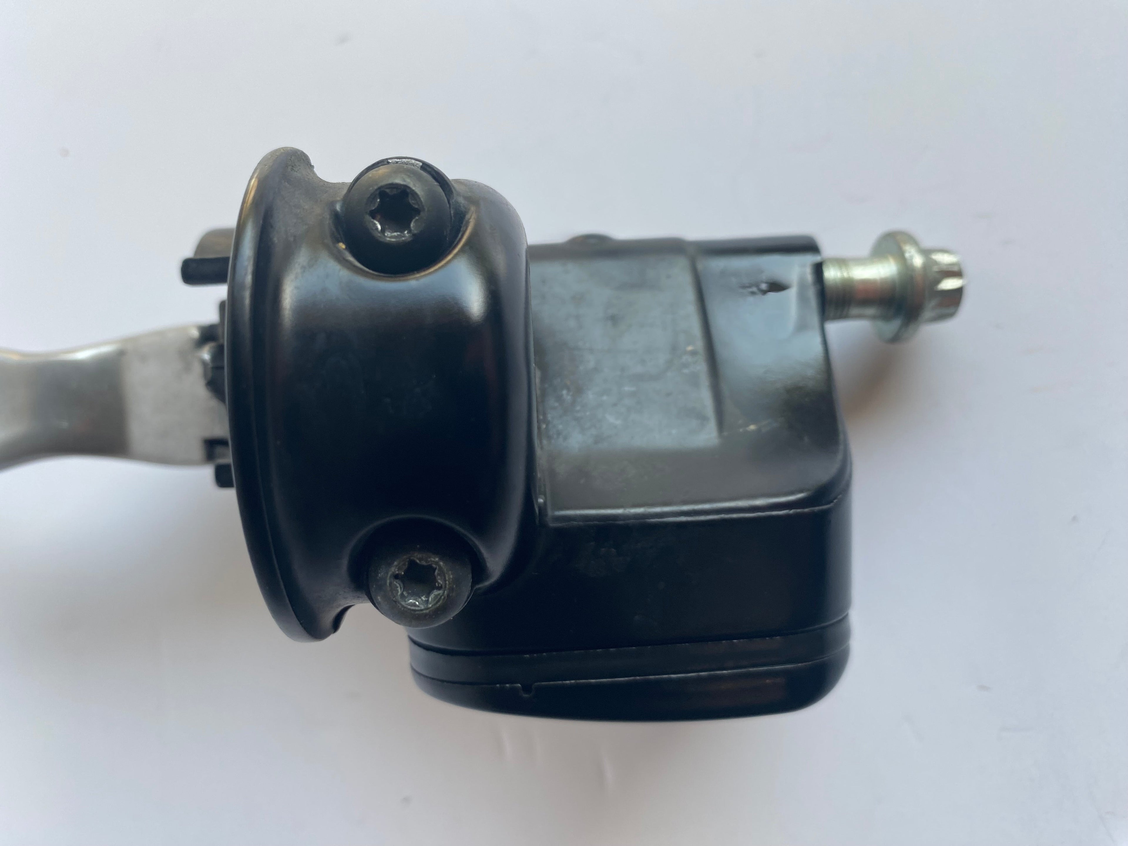 Maitre-cylindre de frein avant 9/16 Harley Davidson REF OEM 45019-96F