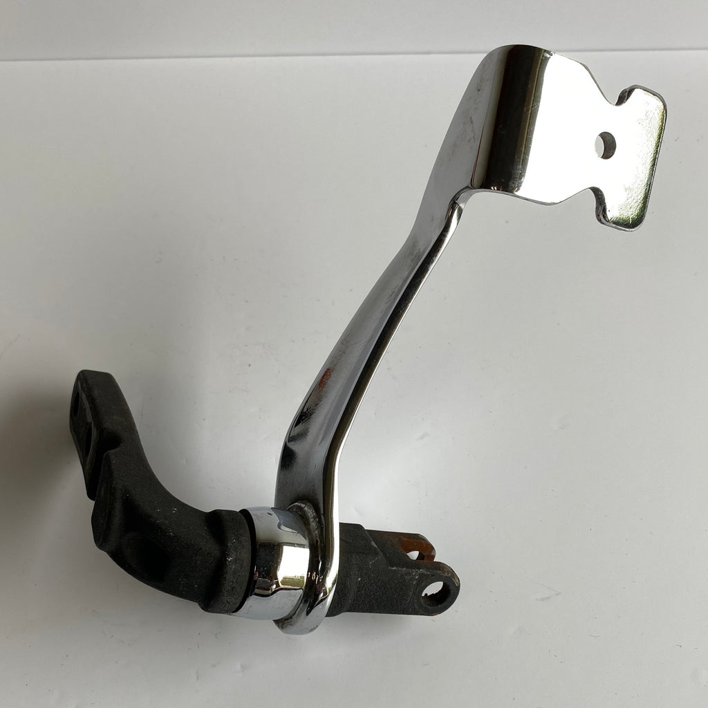 Harley Davidson Dyna Right Black Forward Control Bracket OEM REF: 42481-03A