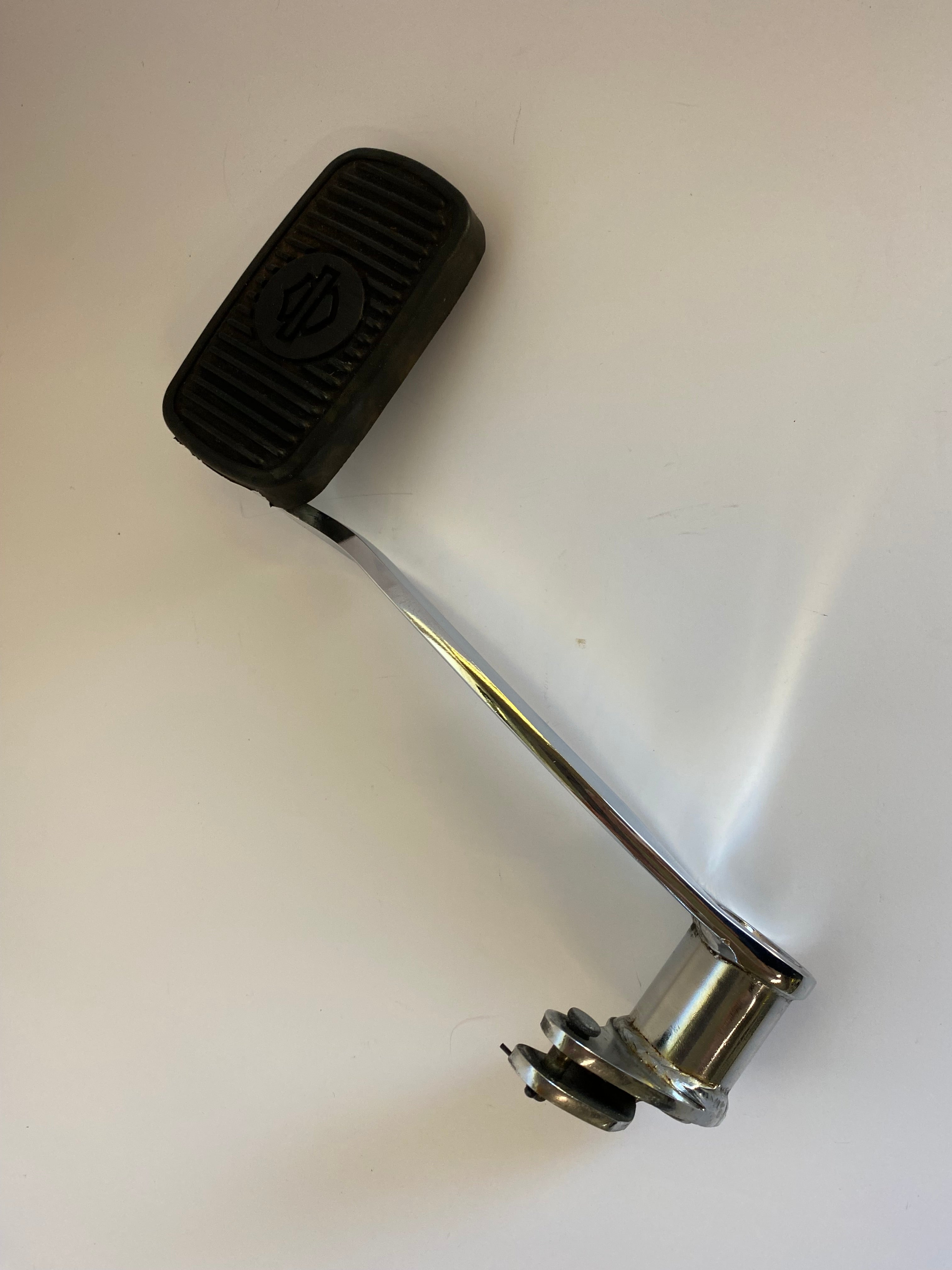 Pédale de frein arrière Touring Harley Davidson REF OEM 50600067