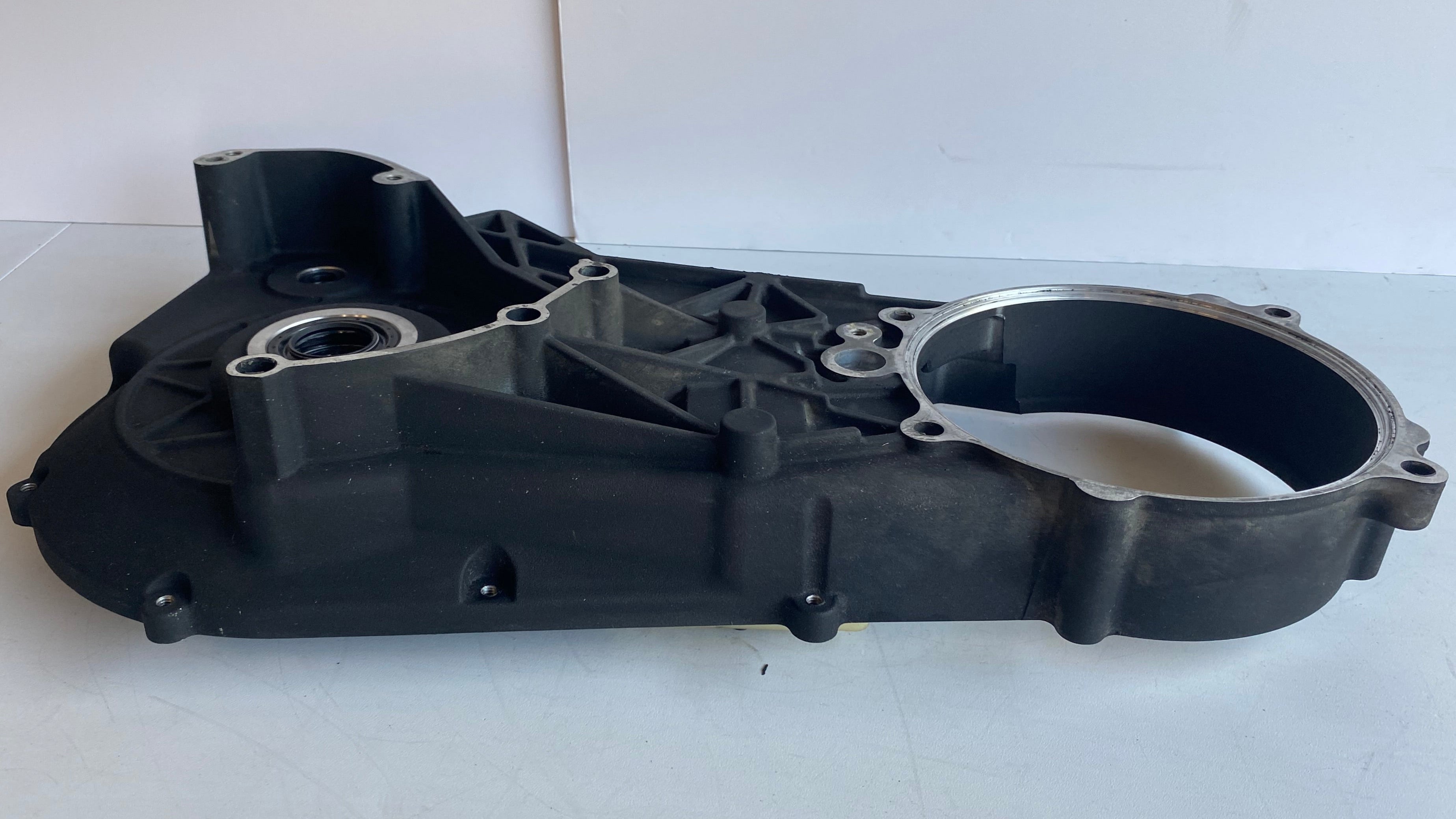 Carter interne primaire Dyna commandes médianes Harley Davidson REF OEM 60616-01