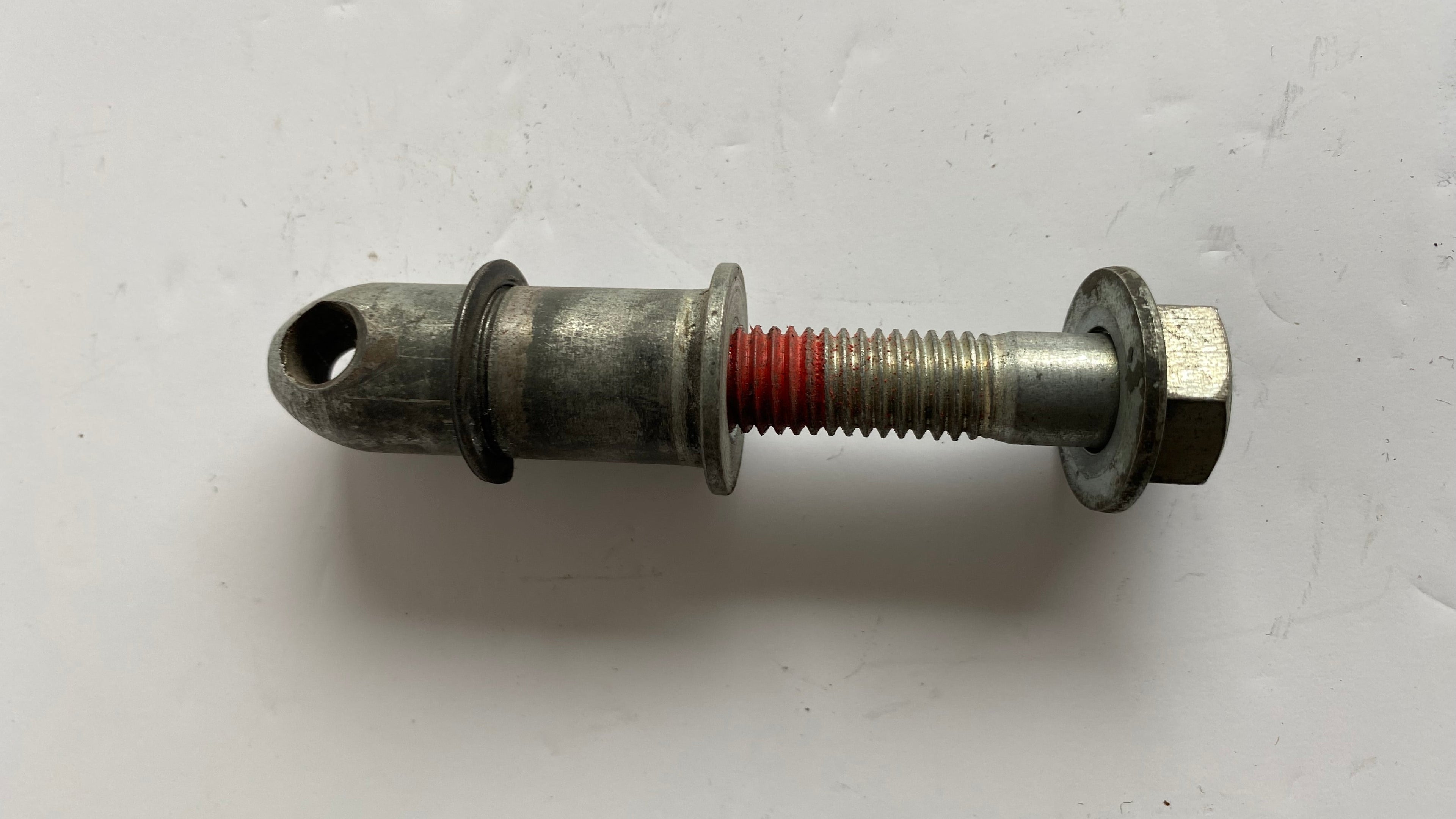 Support de cale pied droit pilote Harley Davidson REF OEM  : 42441-80