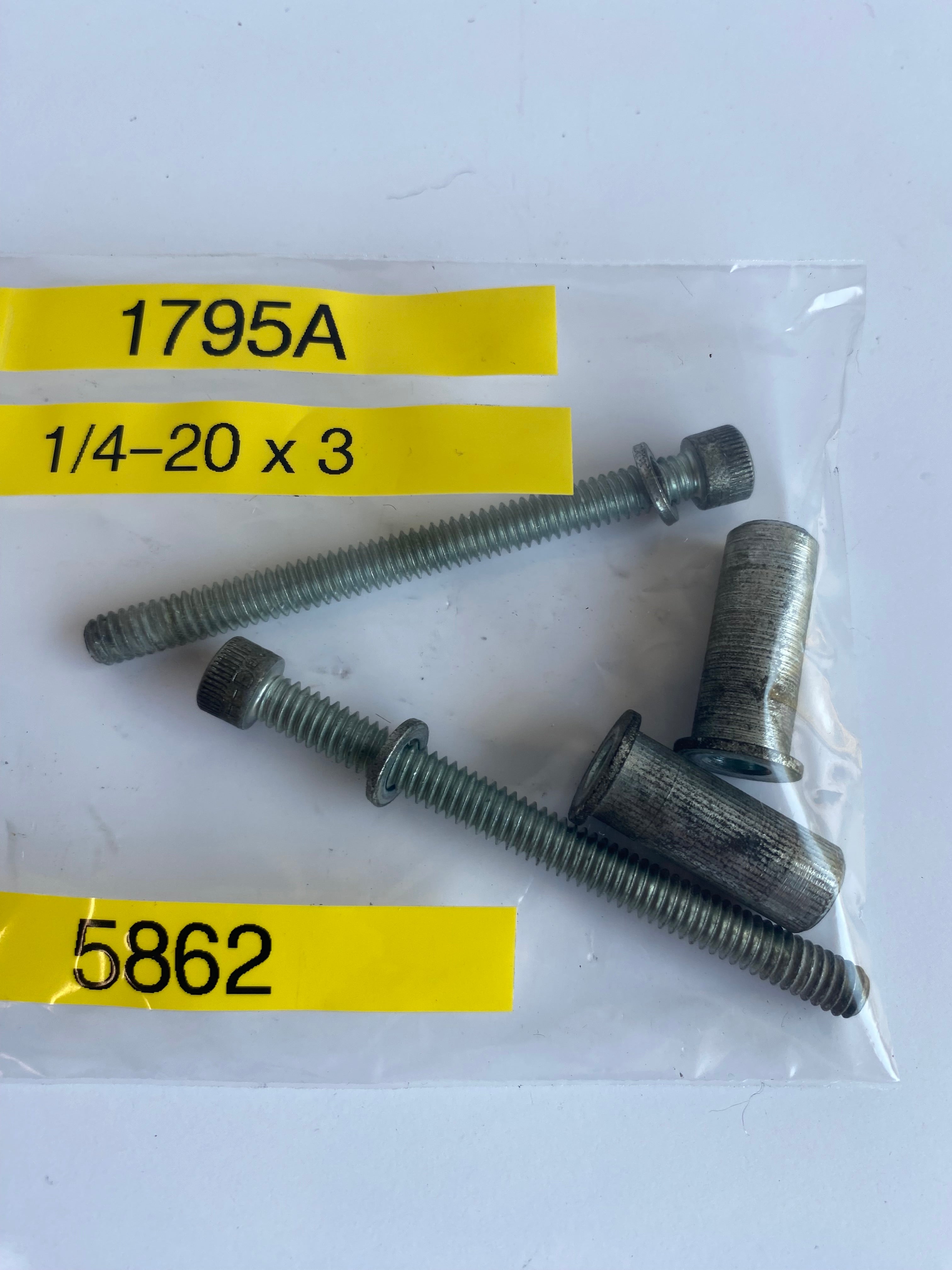 Kit fixation bobine HT Dyna Harley Davidson REF OEM 1795A & 5862