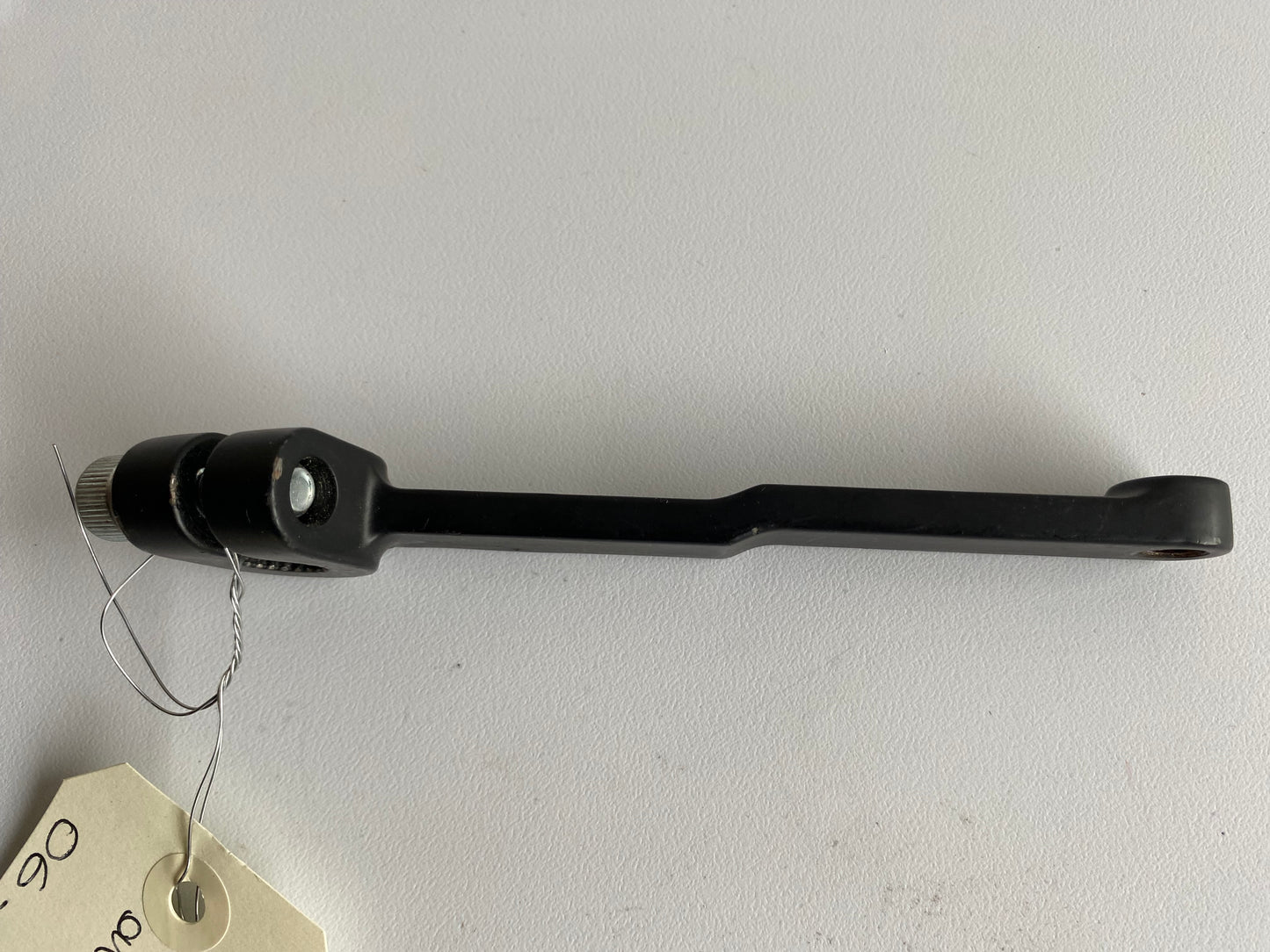 Biellette de sélecteur de vitesses noire Harley Davidson REF OEM : 33735-09
