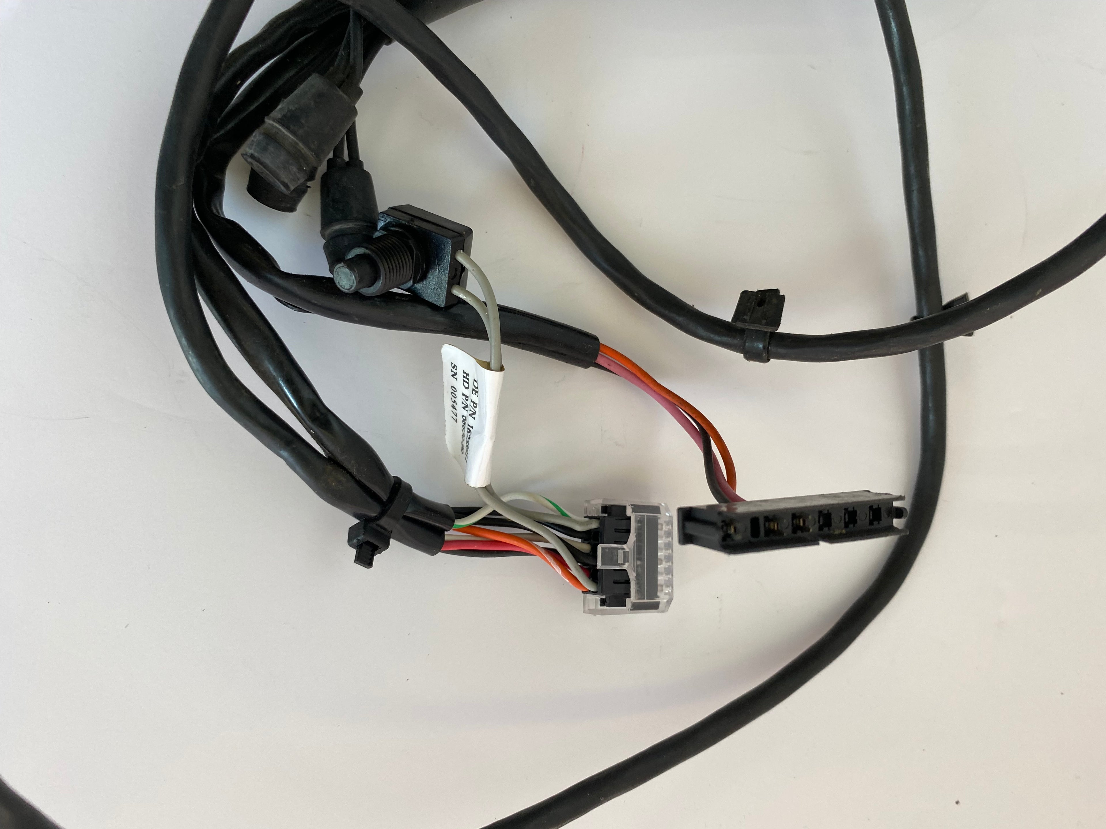 Faisceau électrique tableau de bord + voyants Dyna Harley Davidson REF OEM 68850-99