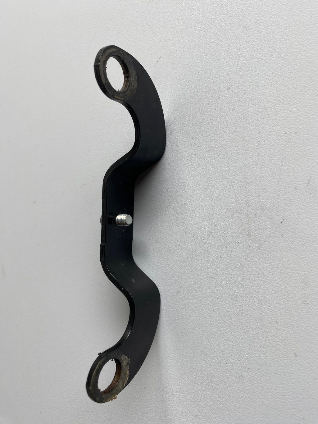 Harley Davidson black injection body support OEM REF: 16361-07