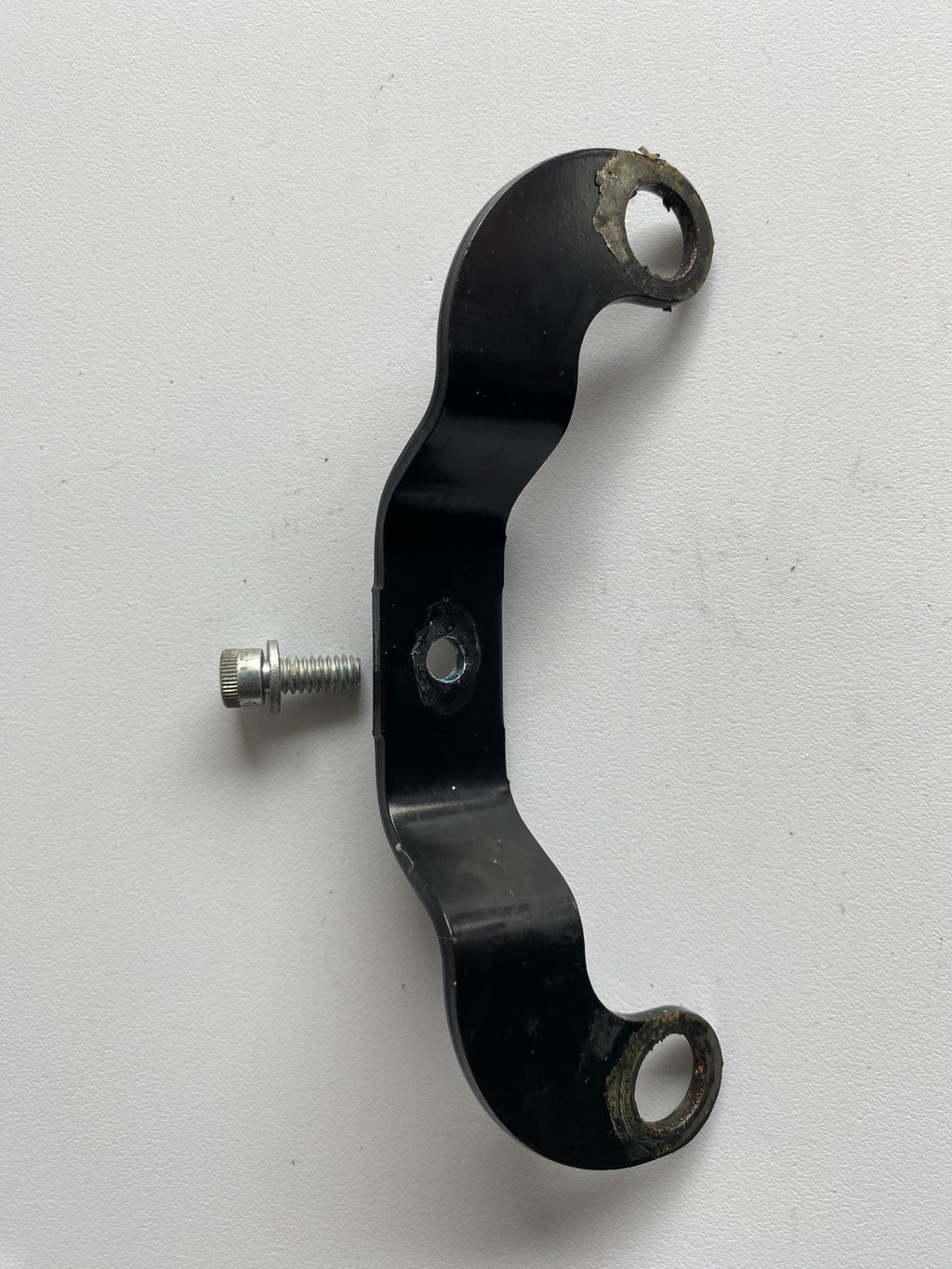 Harley Davidson black injection body support OEM REF: 16361-07