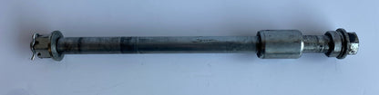 Axe de roue arrière Dyna Harley Davidson REF OEM 41114-90