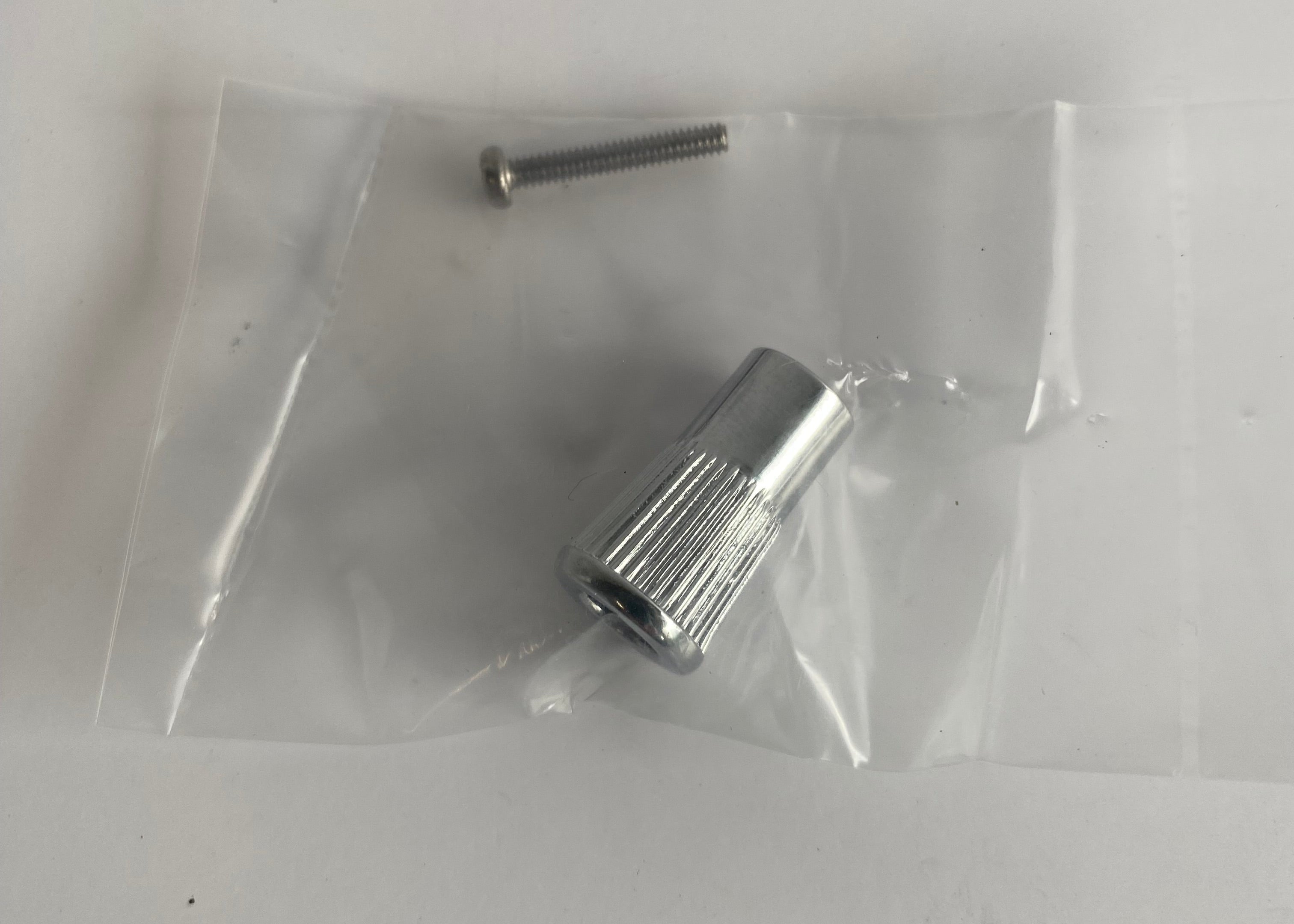 Molette reset compteur Harley Davidson REF OEM 67215-68 & Vis 67217-68