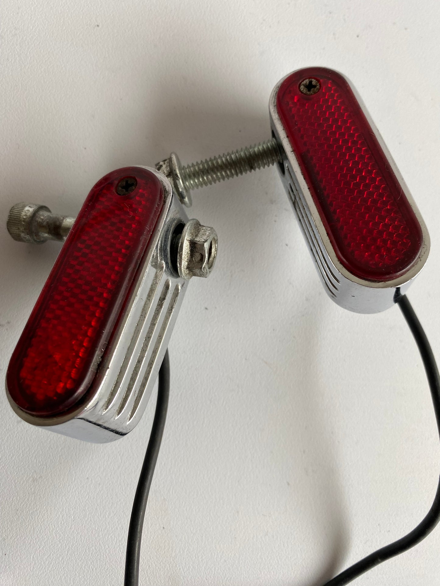 Jeu de clignotants cabochons rouge custom Harley Davidson