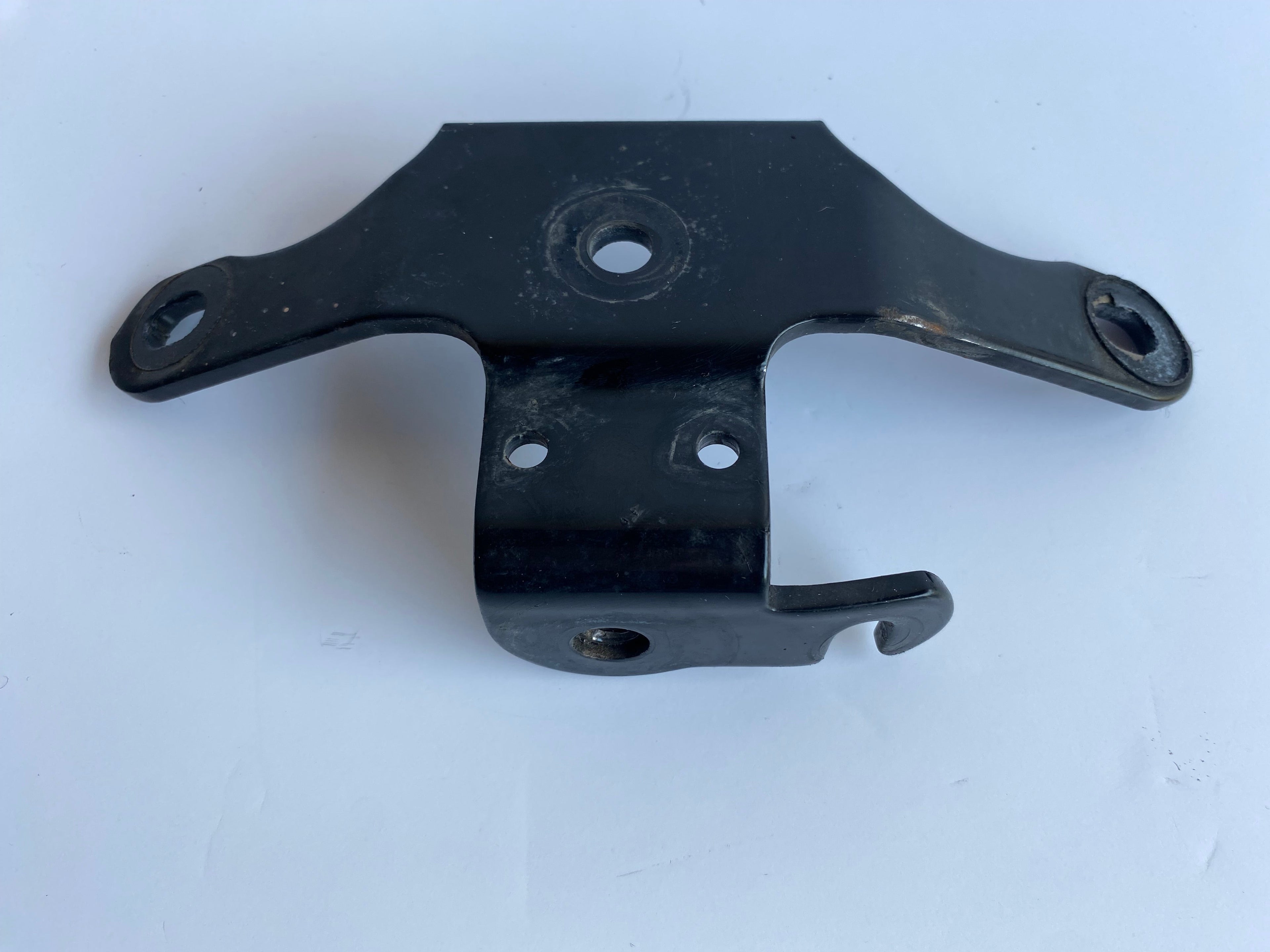 Support moteur supérieur Dyna Harley Davidson REF OEM 16315-99