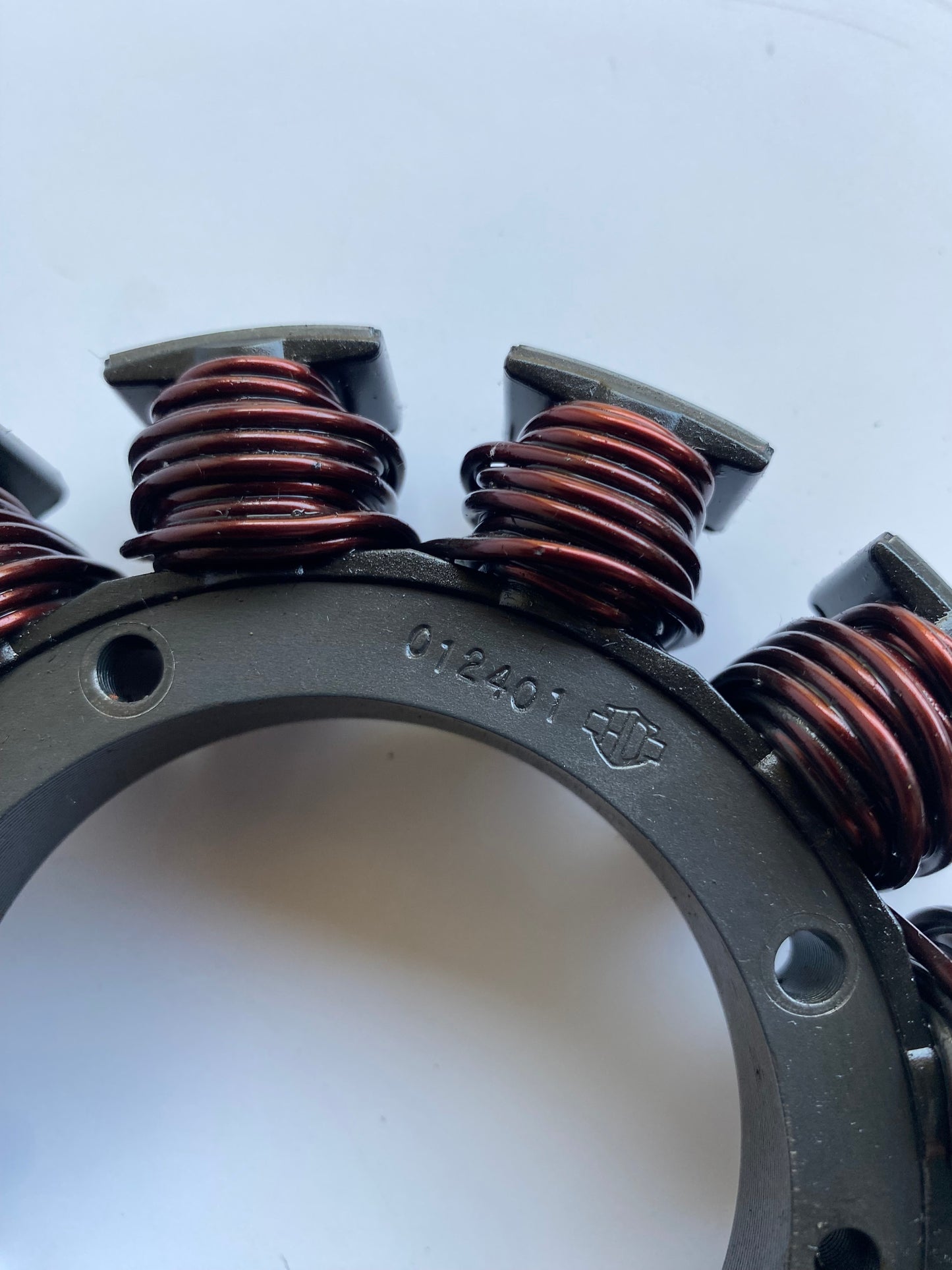 Stator Dyna & Softail Harley Davidson REF OEM 29951-99A