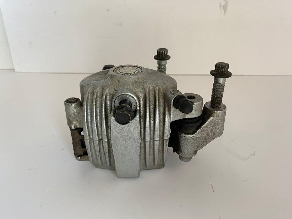 Etrier de frein avant Sportster Harley Davidson REF OEM 44121-04A