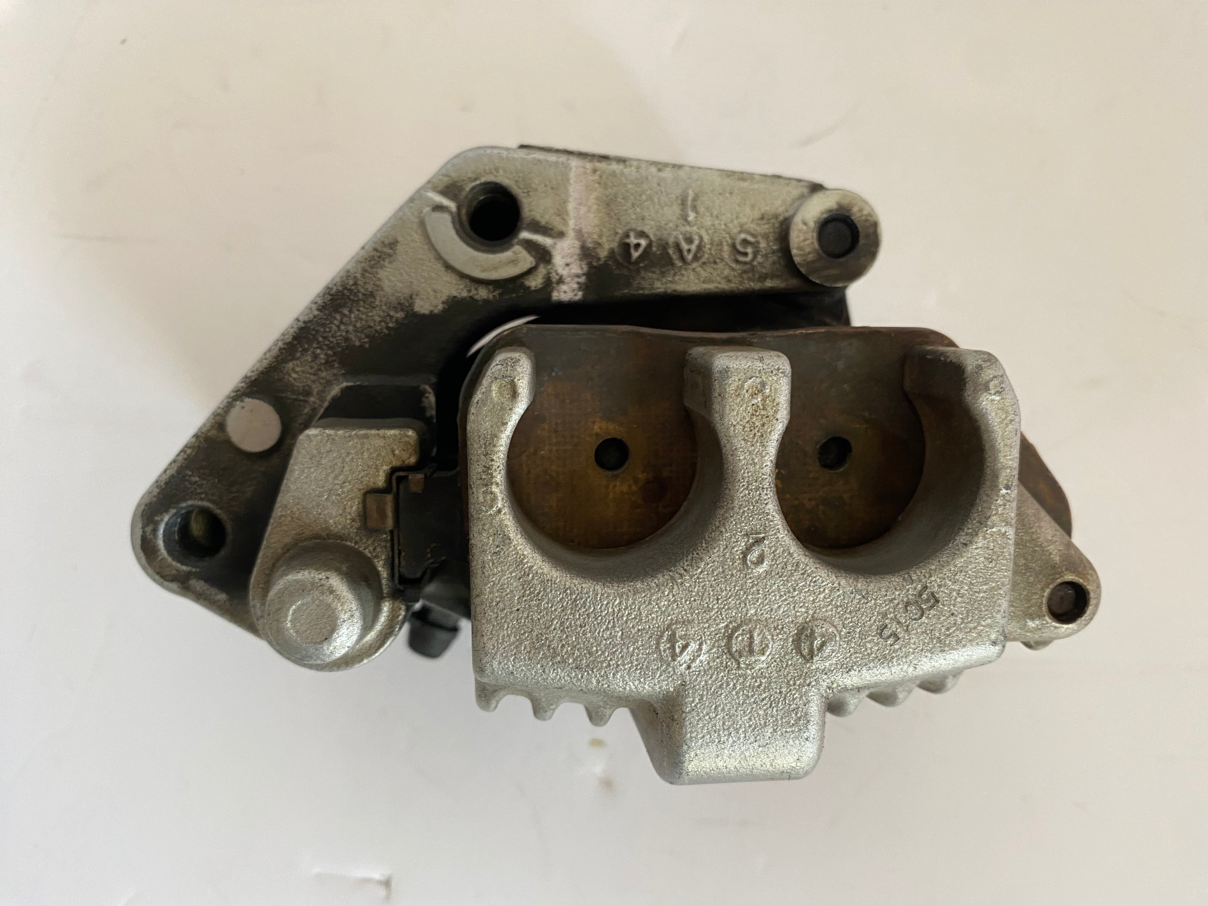 Etrier de frein avant Sportster Harley Davidson REF OEM 44121-04A