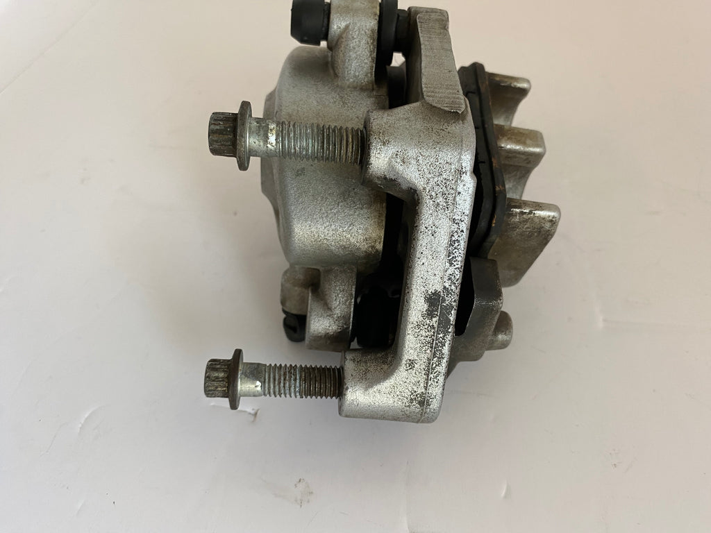 Etrier de frein avant Sportster Harley Davidson REF OEM 44121-04A