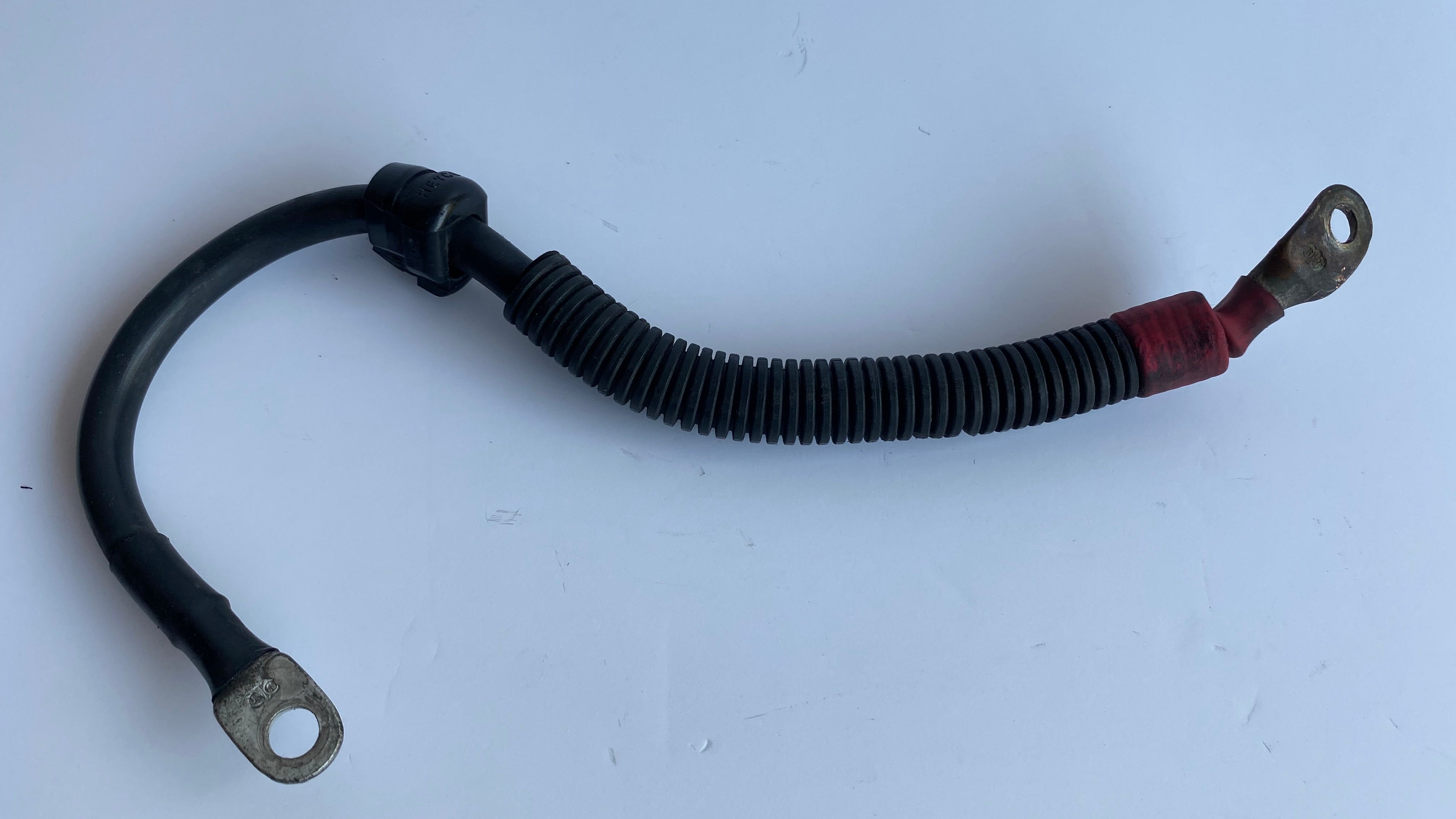 Cable batterie positif Dyna Harley Davidson REF OEM 70102-96