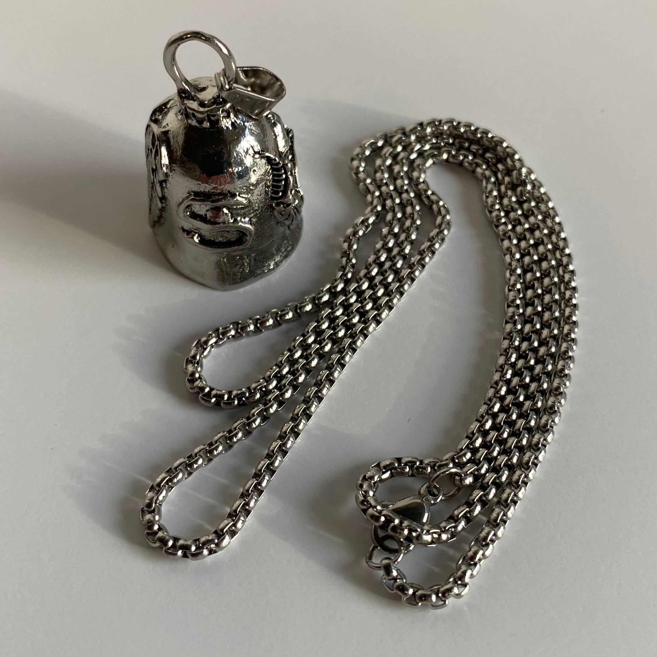 Clochette les ailes d'ange / porte bonheur / amulette