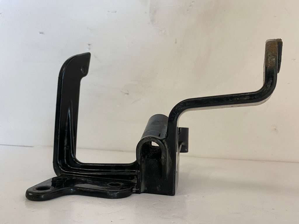 Support commande au pied pilote gauche Softail Harley Davidson REF OEM 33630-00A