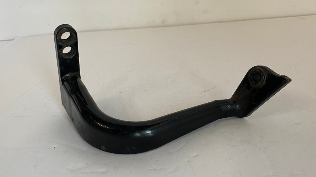 Support arrière gauche marche pied pilote Touring Harley Davidson REF OEM 50622-83C