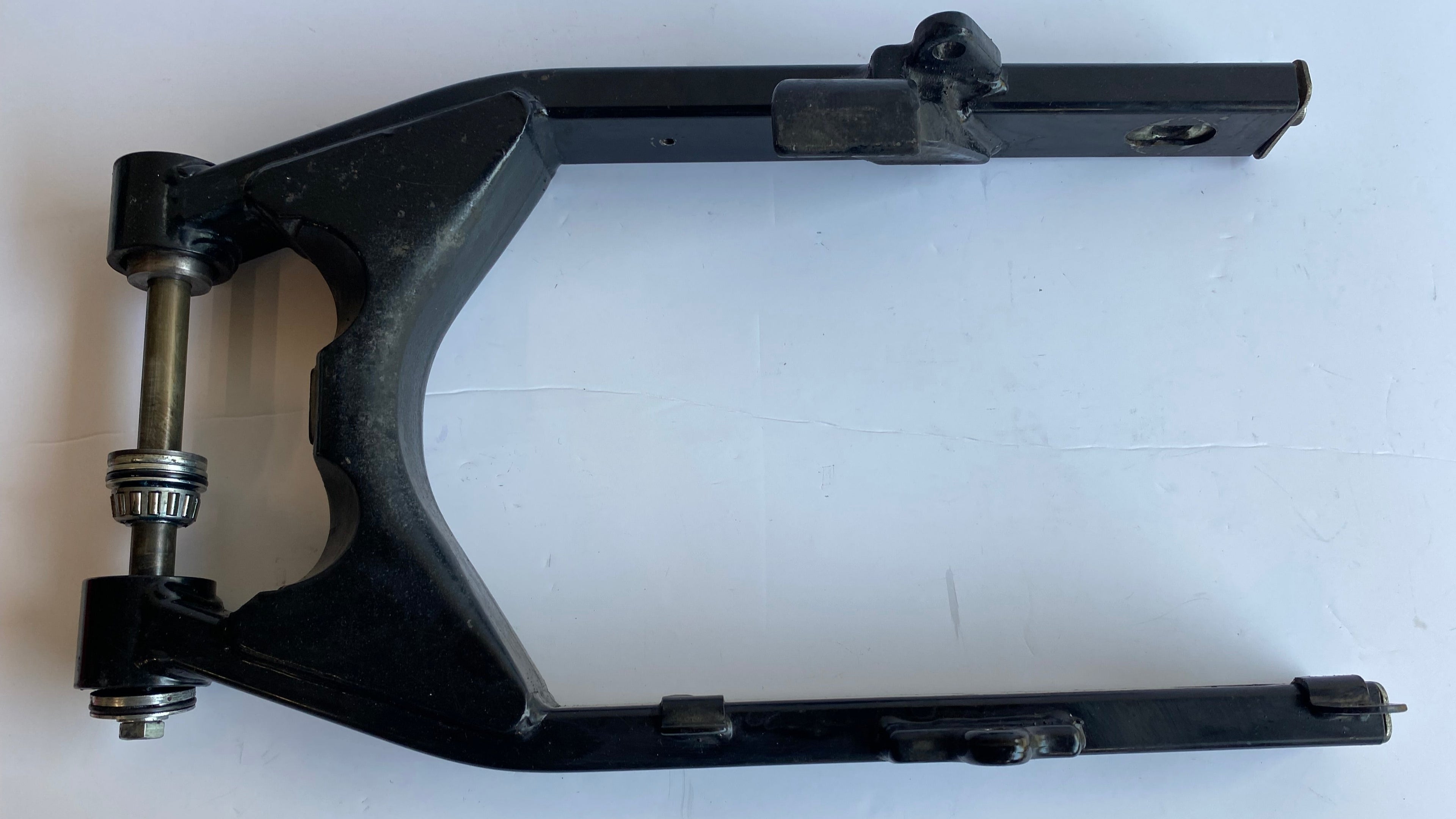 Bras oscillant Dyna Harley Davidson REF OEM 47820-00A
