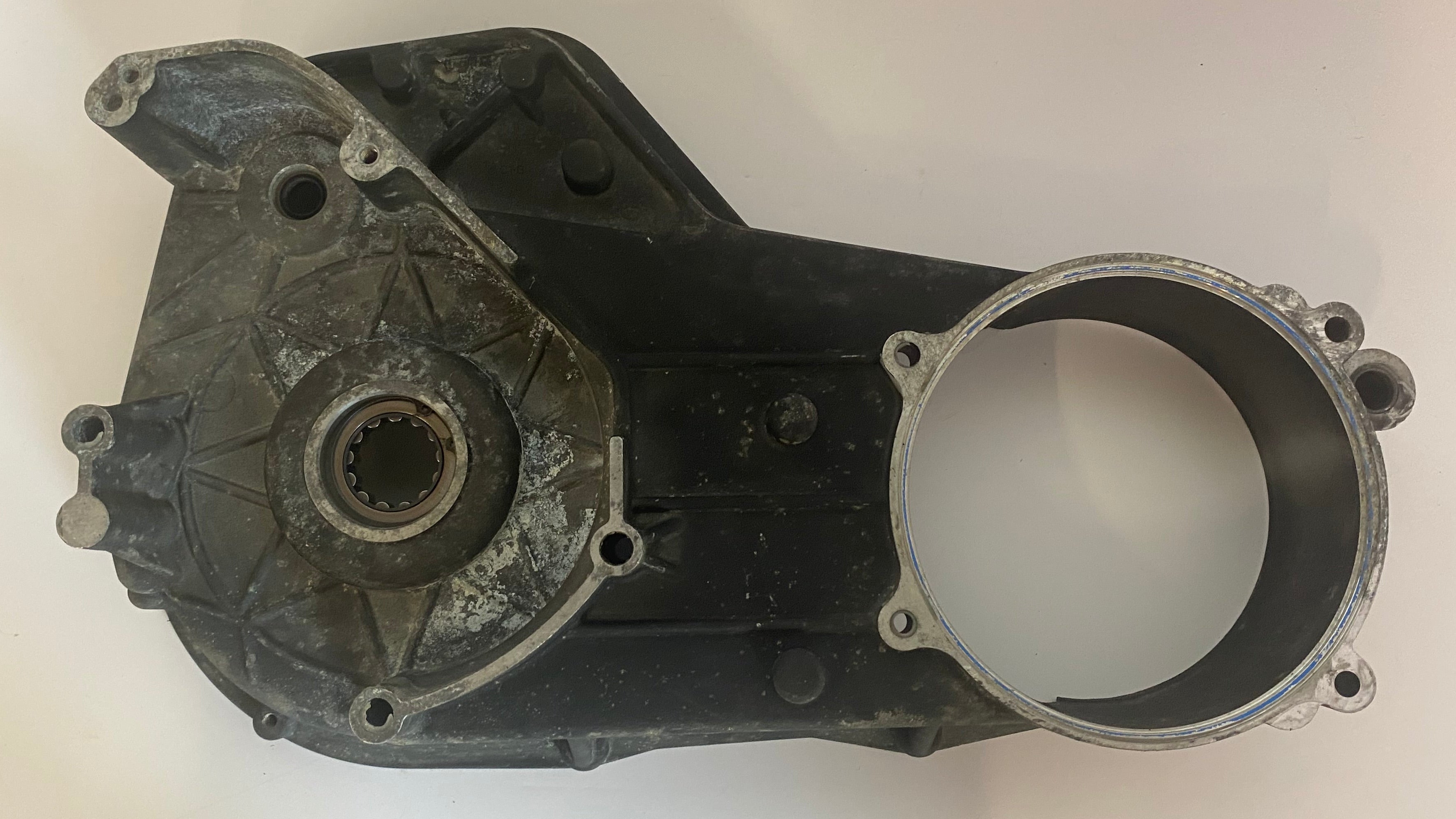 Carter primaire interne Touring Harley Davidson REF OEM 60432-01