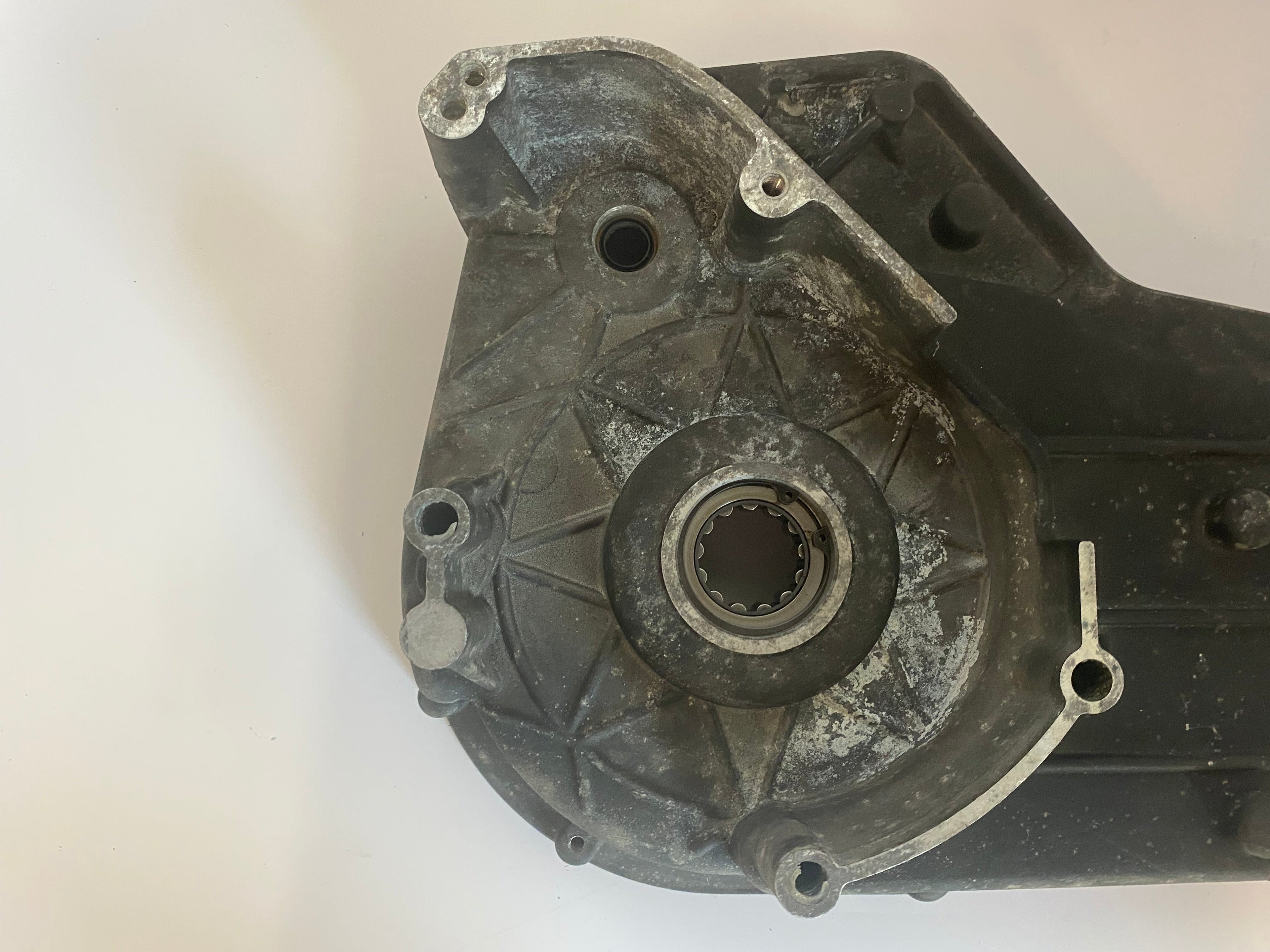 Carter primaire interne Touring Harley Davidson REF OEM 60432-01