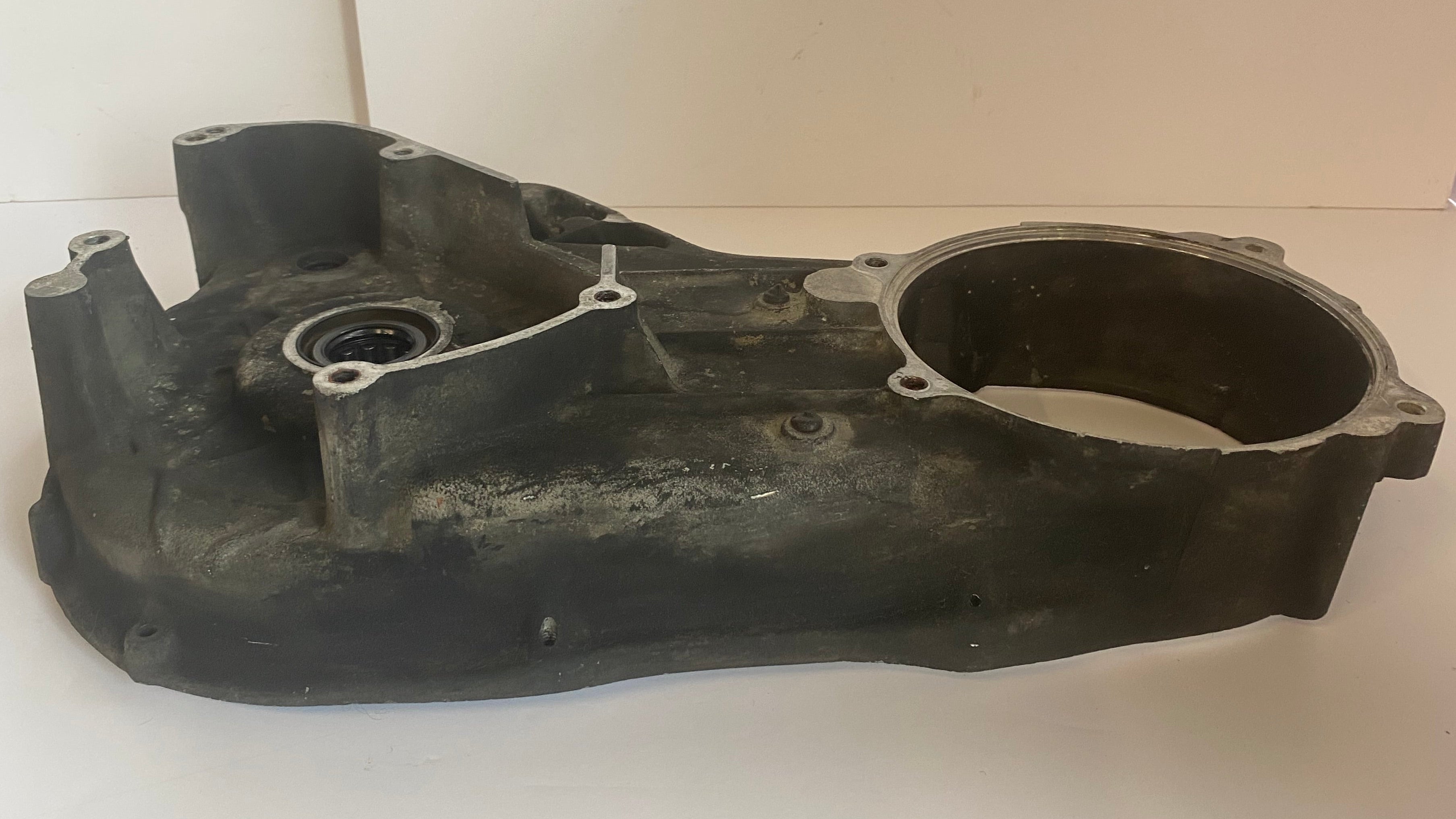 Carter primaire interne Touring Harley Davidson REF OEM 60432-94