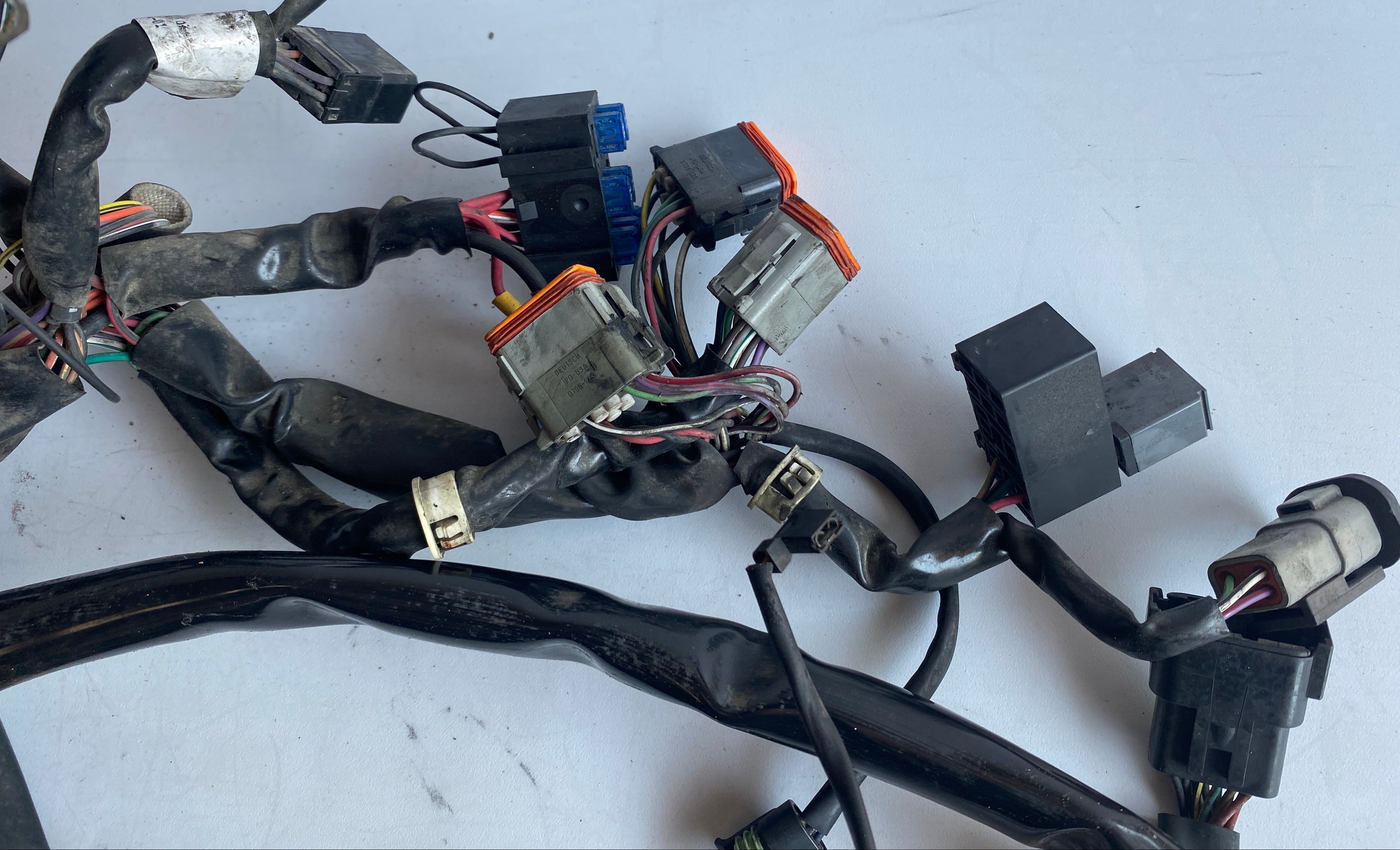 Complete Wiring Harness Dyna Harley Davidson REF OEM 69558-01