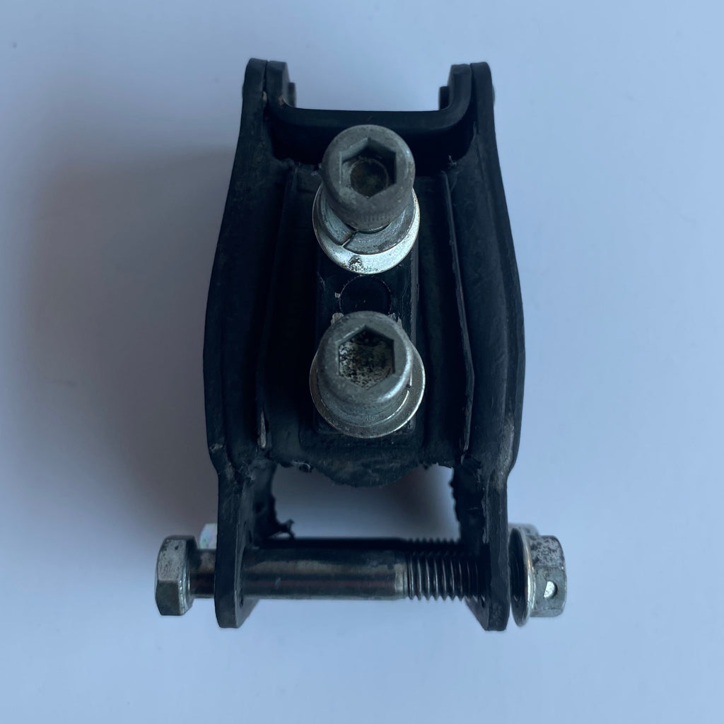 Rear engine silent block Dyna Harley Davidson REF OEM 47564-99