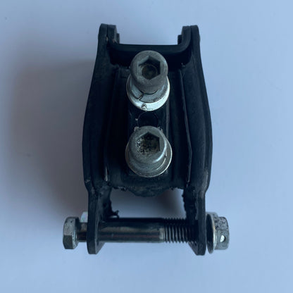 Silent bloc moteur arrière Dyna Harley Davidson REF OEM 47564-99