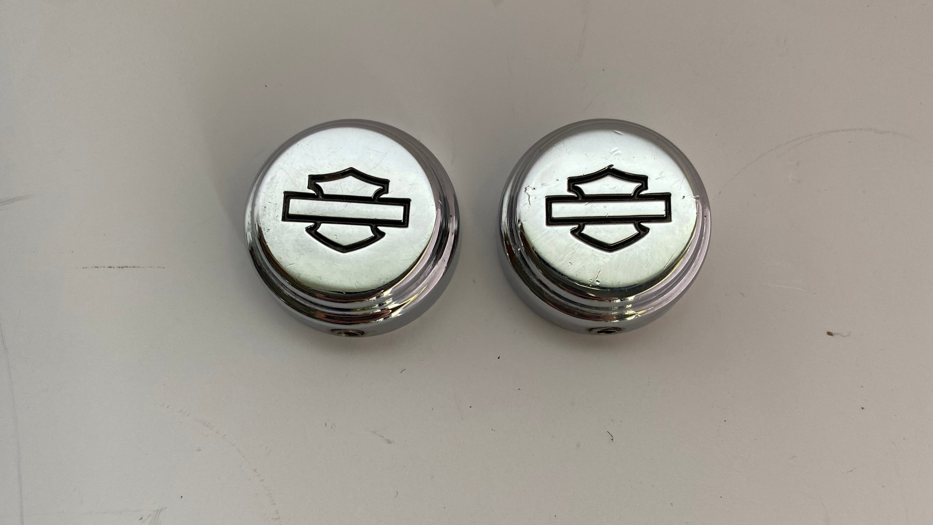 Jeu de 2 caches Bar & Shield vis hexagonale 3/4" Harley Davidson