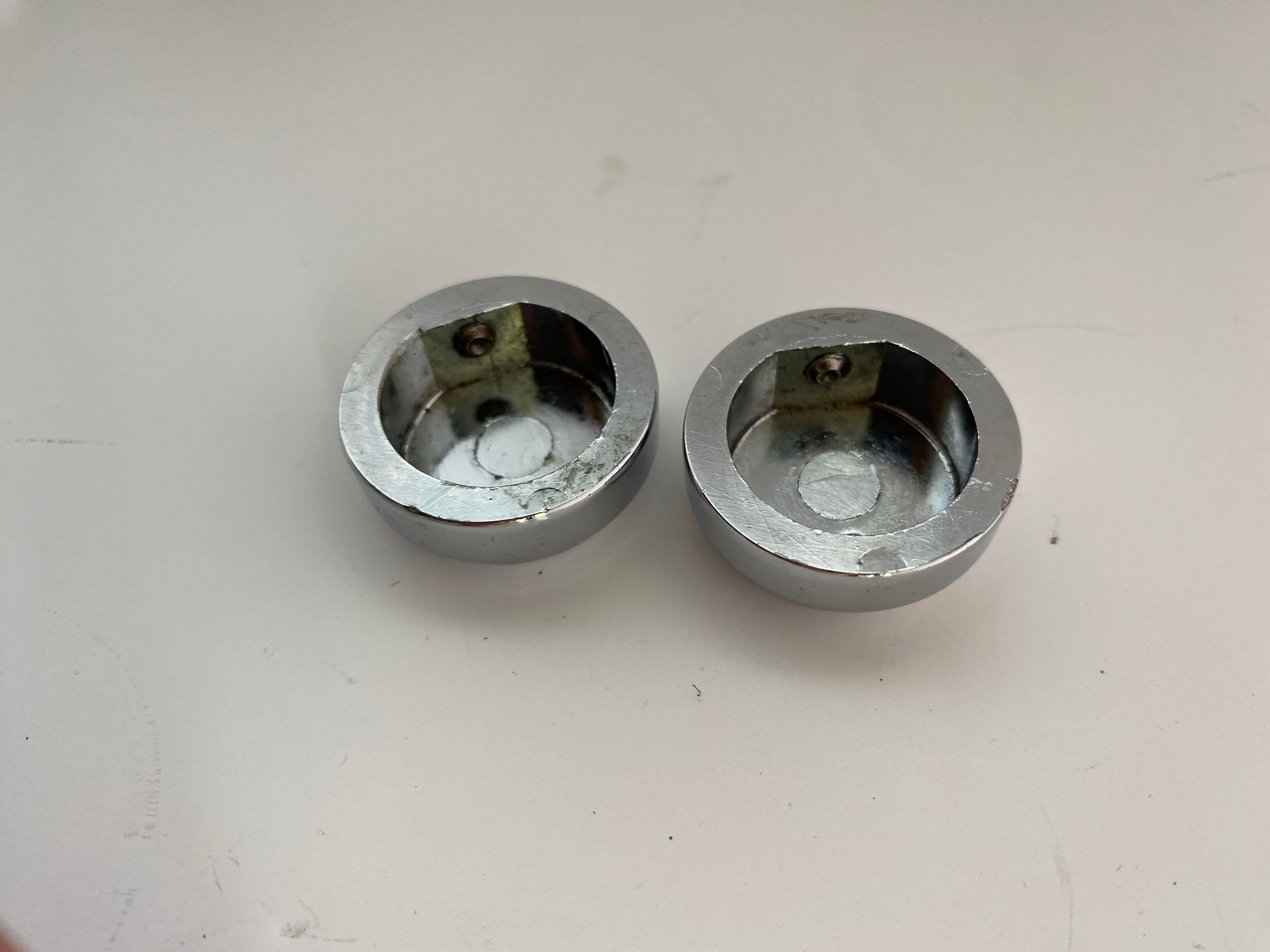Jeu de 2 caches Bar & Shield vis hexagonale 3/4" Harley Davidson