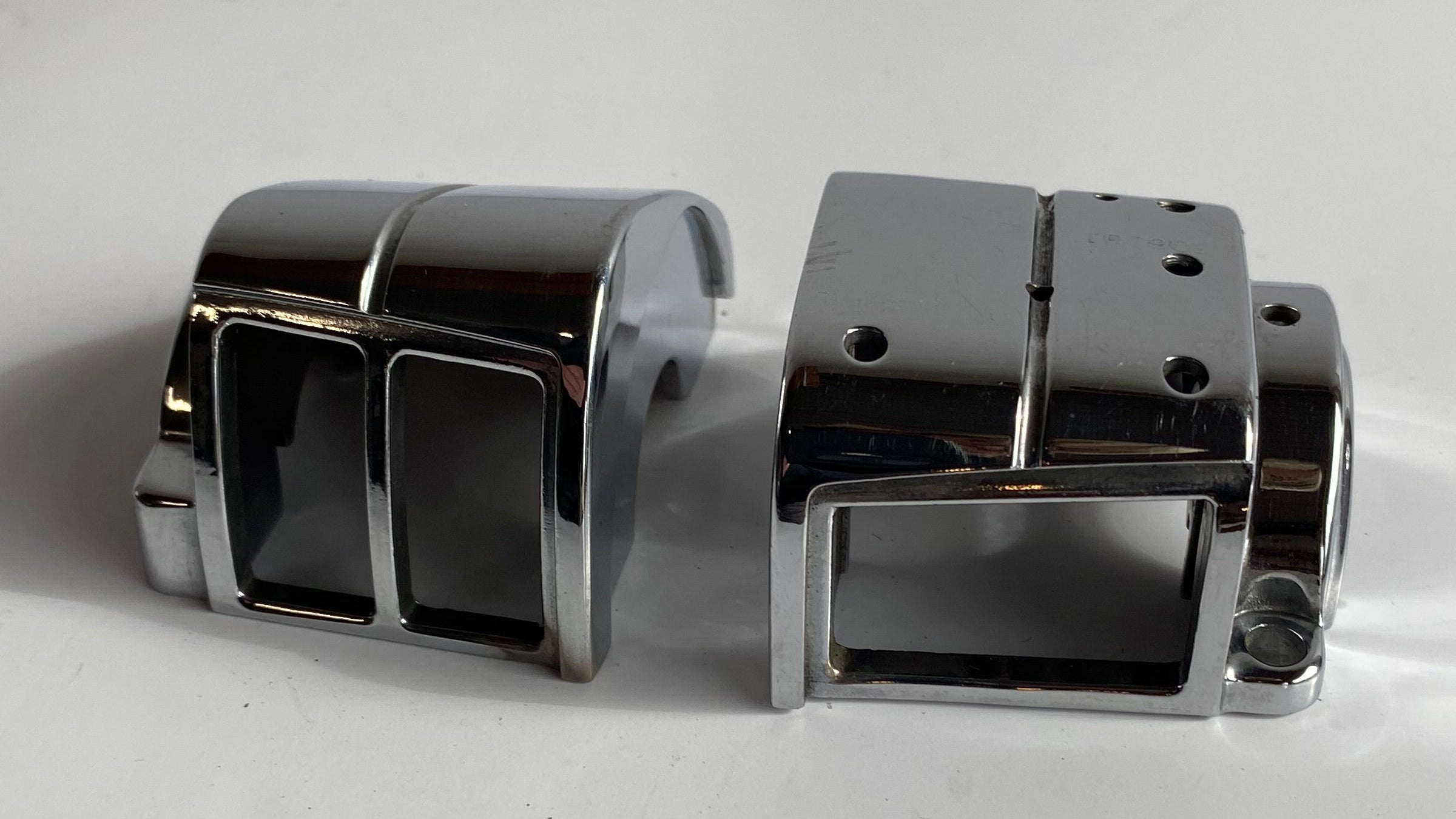 Cocote housse boutons commodo chromé droite Harley Davidson 1982-1995