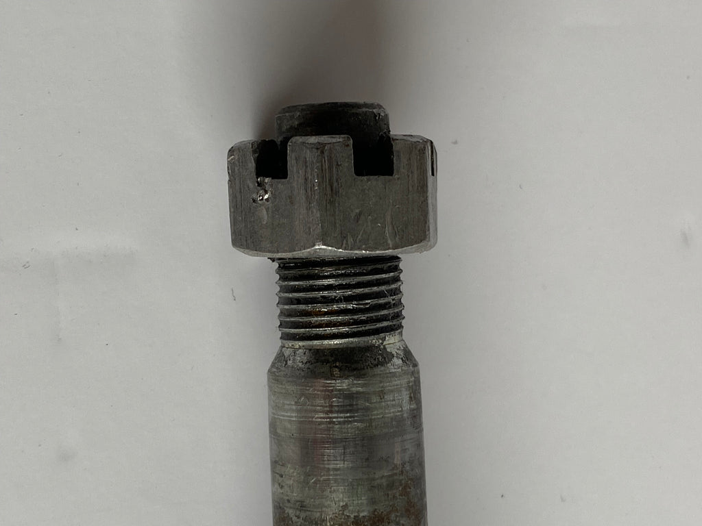 Axe de roue arrière Harley Davidson REF OEM : 41563-77A