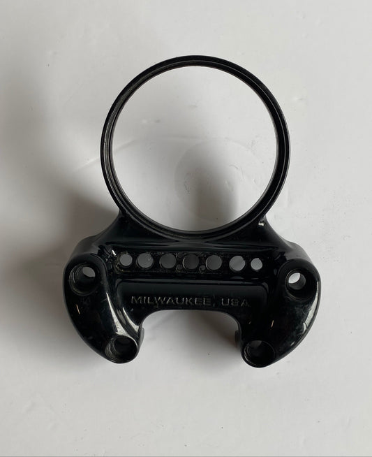 Harley Davidson Schwarze Tachometerhalterung OEM REF: 71980-10