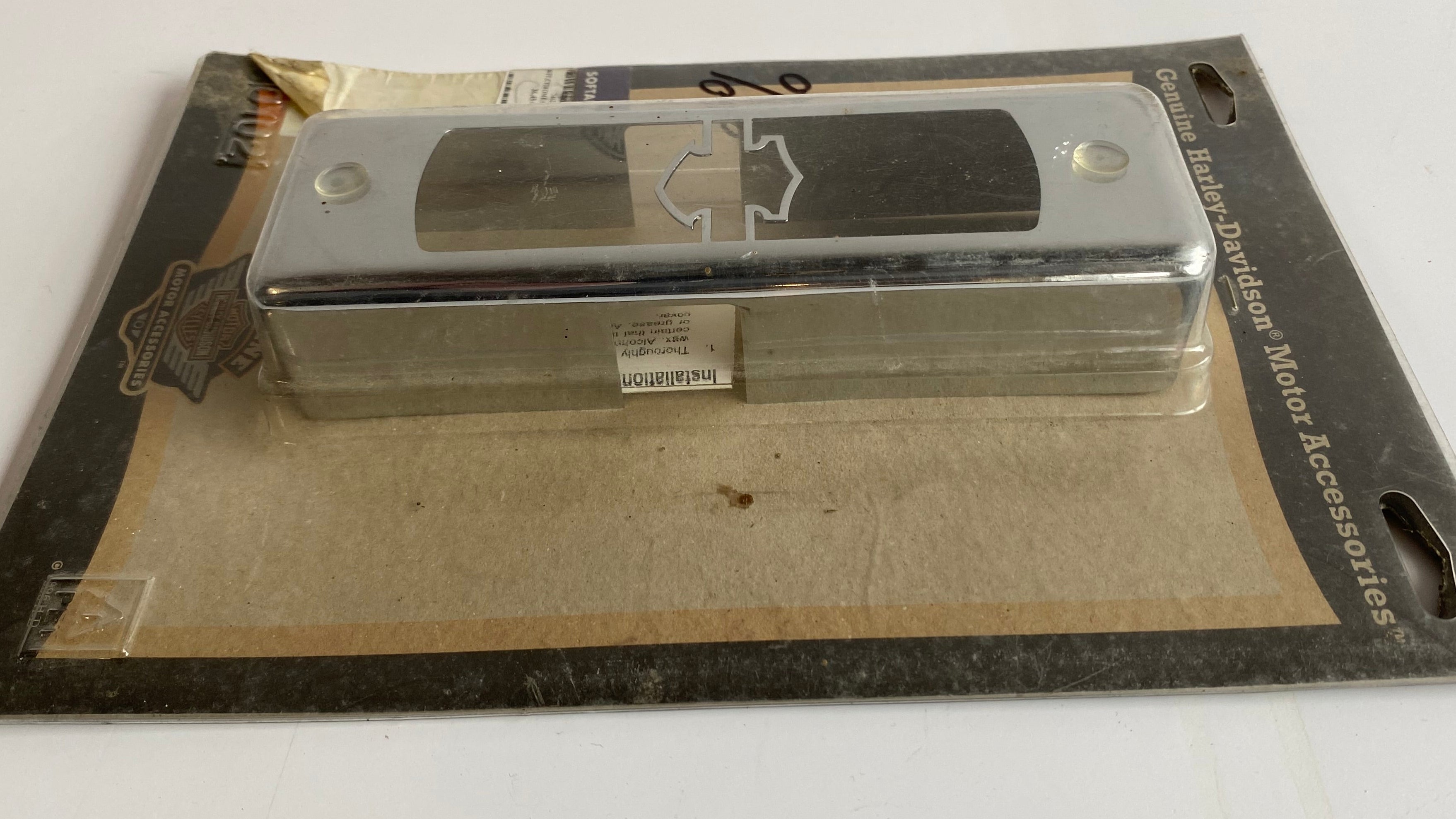 Cache radiateur vertical chromé Softail Harley Davidson REF 74624-01