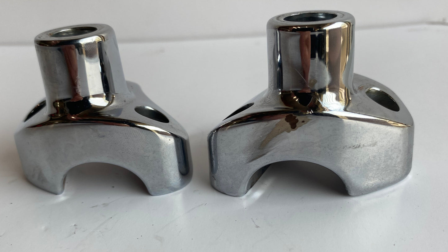 Jeu de risers chromés inférieur Harley Davidson REF OEM 56122-77 & 56124-77