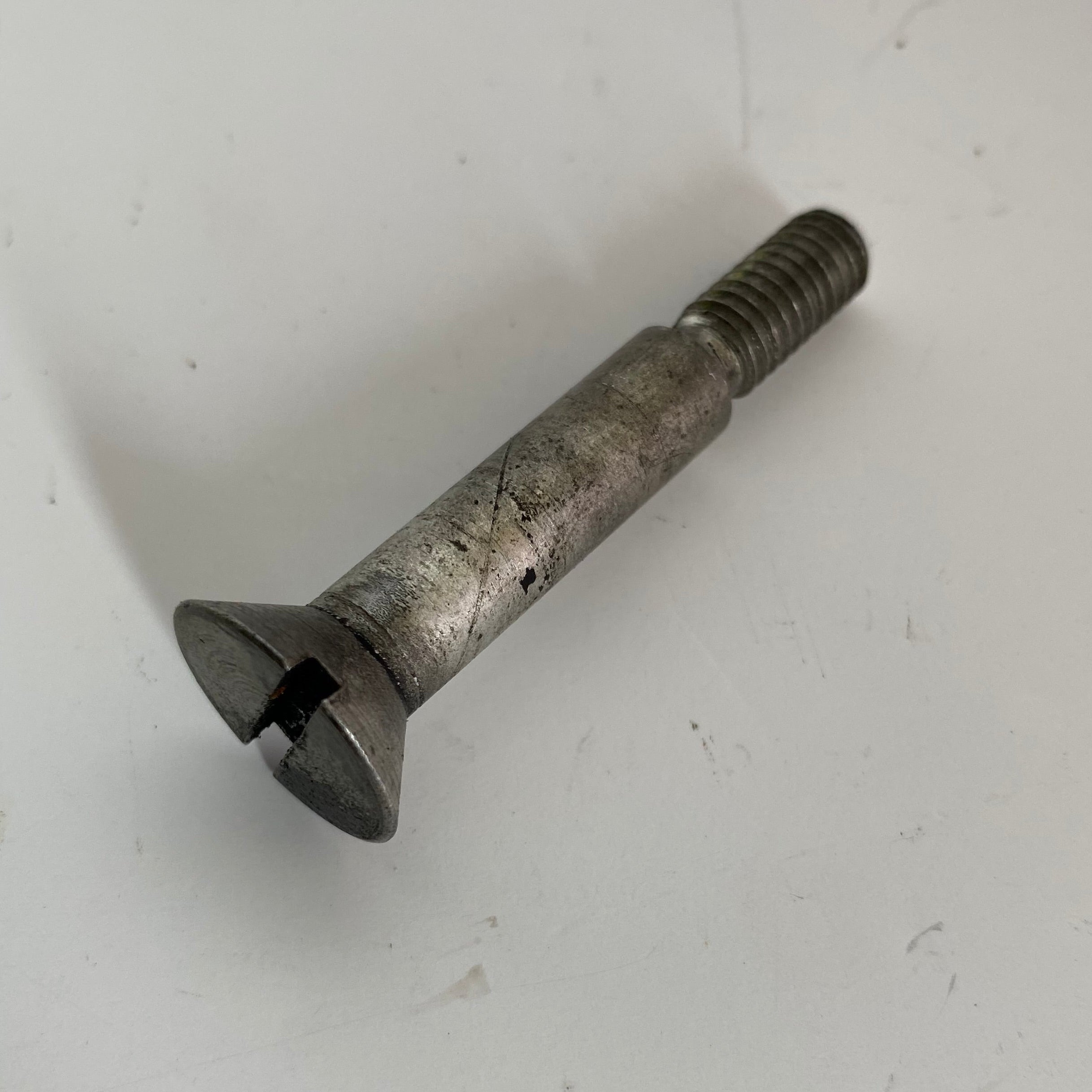 Vis axe fourchette démarreur Shovelhead Harley Davidson REF OEM 31478-65A