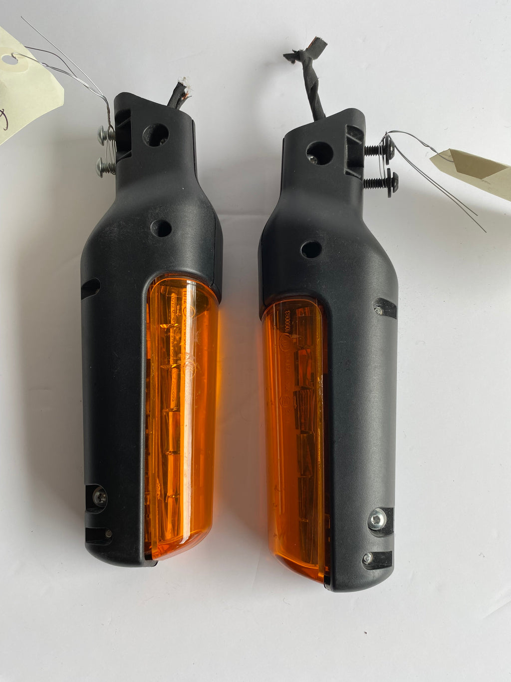 Jeu de clignotants avant Harley Davidson REF OEM  : 67800735 / 67800736