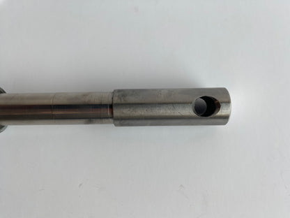 Axe de roue avant Dyna et Sportster Harley Davidson REF OEM 43895-00