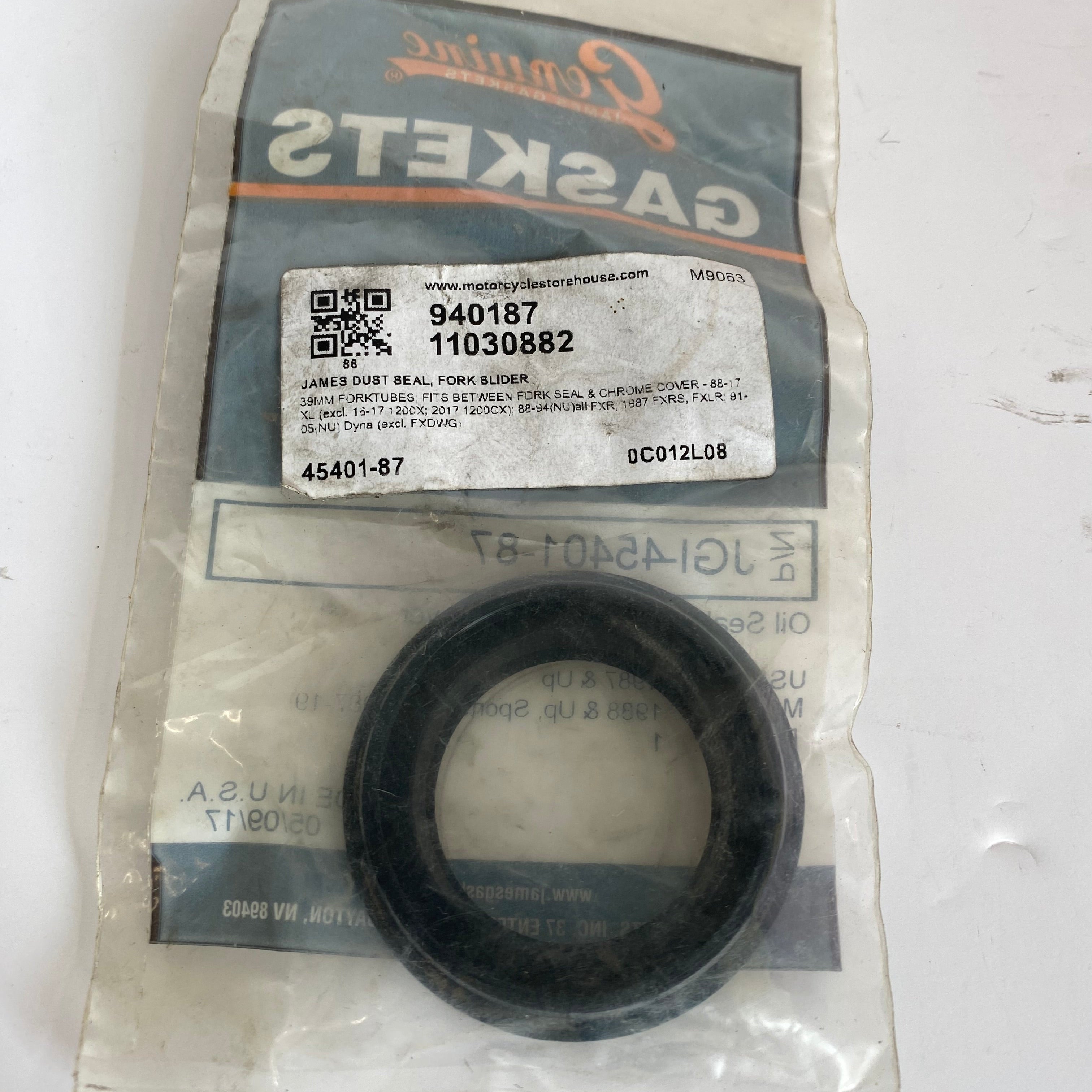 Joint cache poussière fourche 39 mm Harley Davidson REF OEM 45401-87