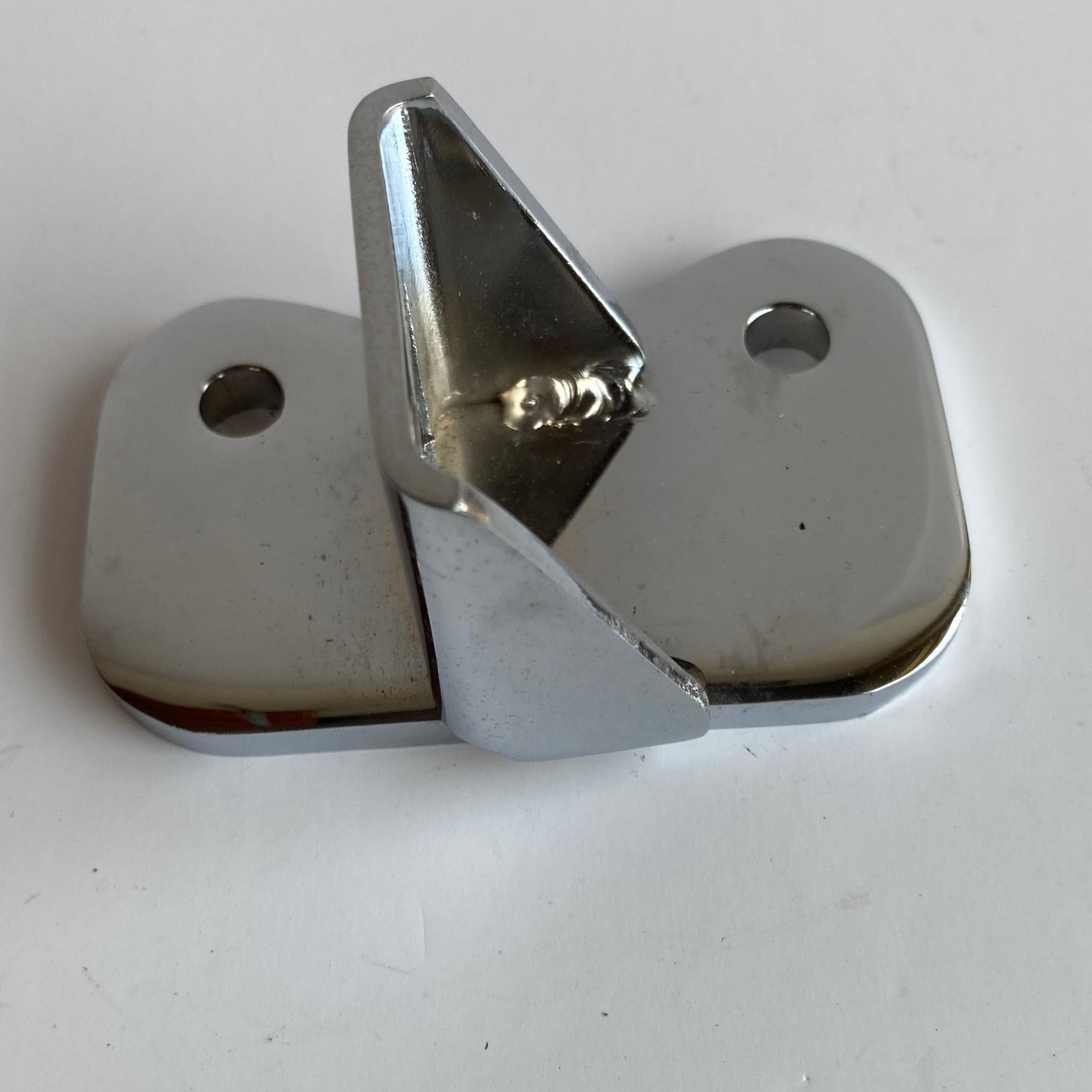 Support chromé de maitre cylindre frein arrière Softail Harley Davidson