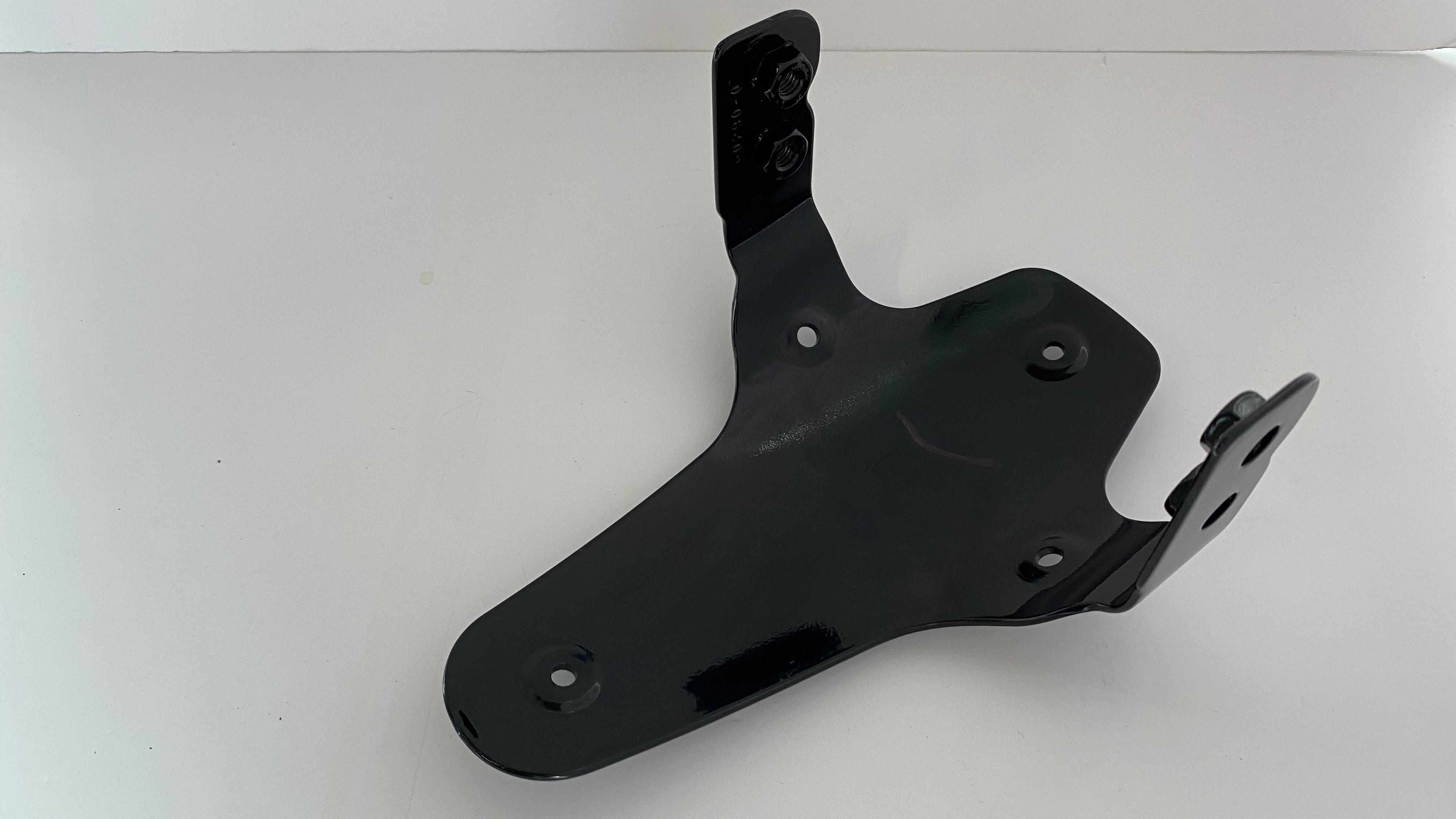 Support de garde boue avant VROD VRSC Harley Davidson REF OEM 59447-07