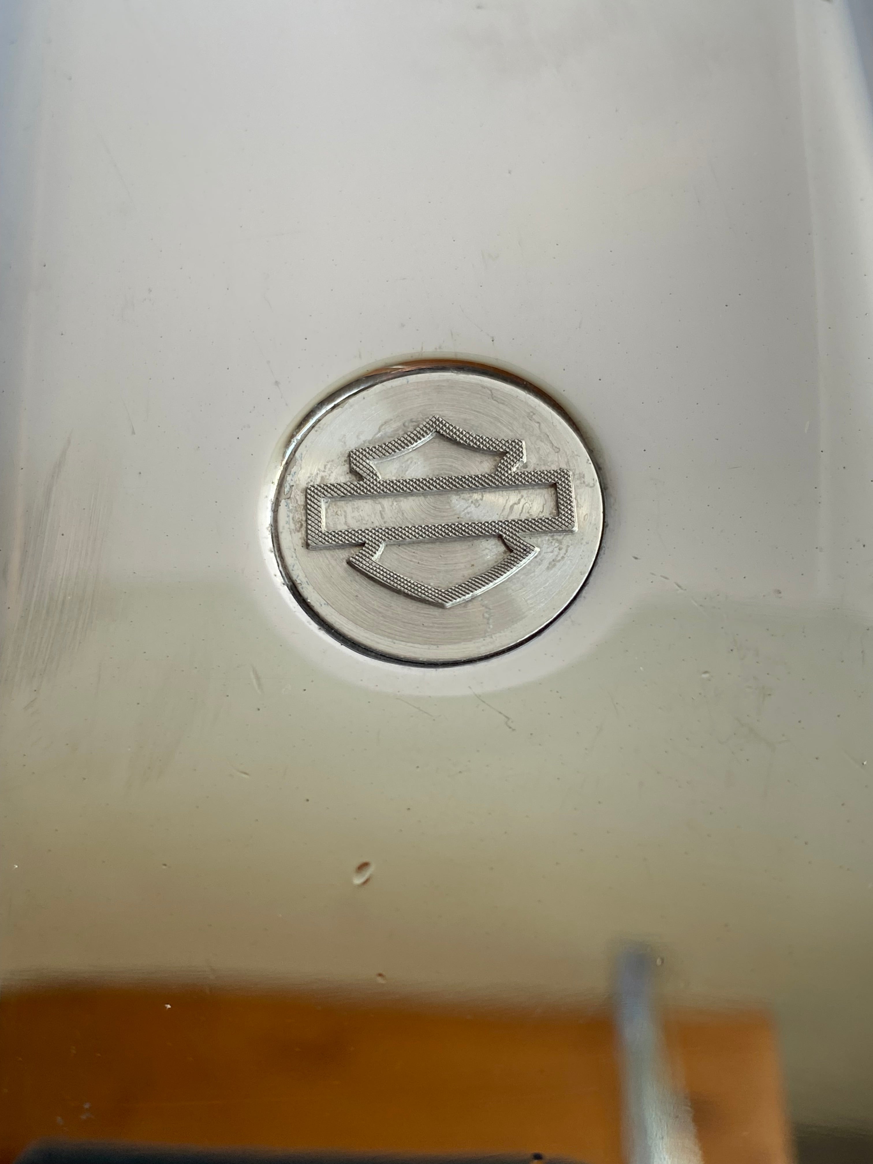 Cache risers avant chromé Harley Davidson REF OEM : 67898-96