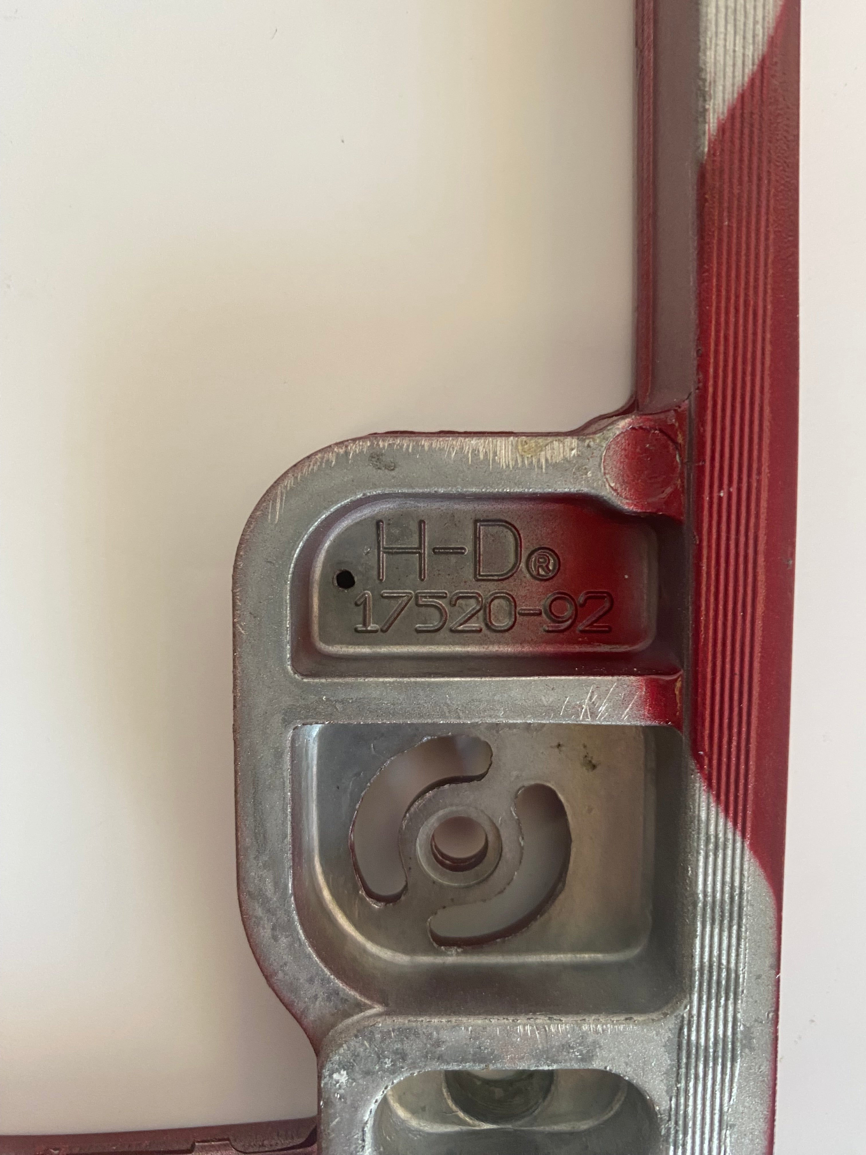 Jeu 2 intercalaires rouges de caches culbuteurs Evo 1340 Harley Davidson REF 94459-93LF