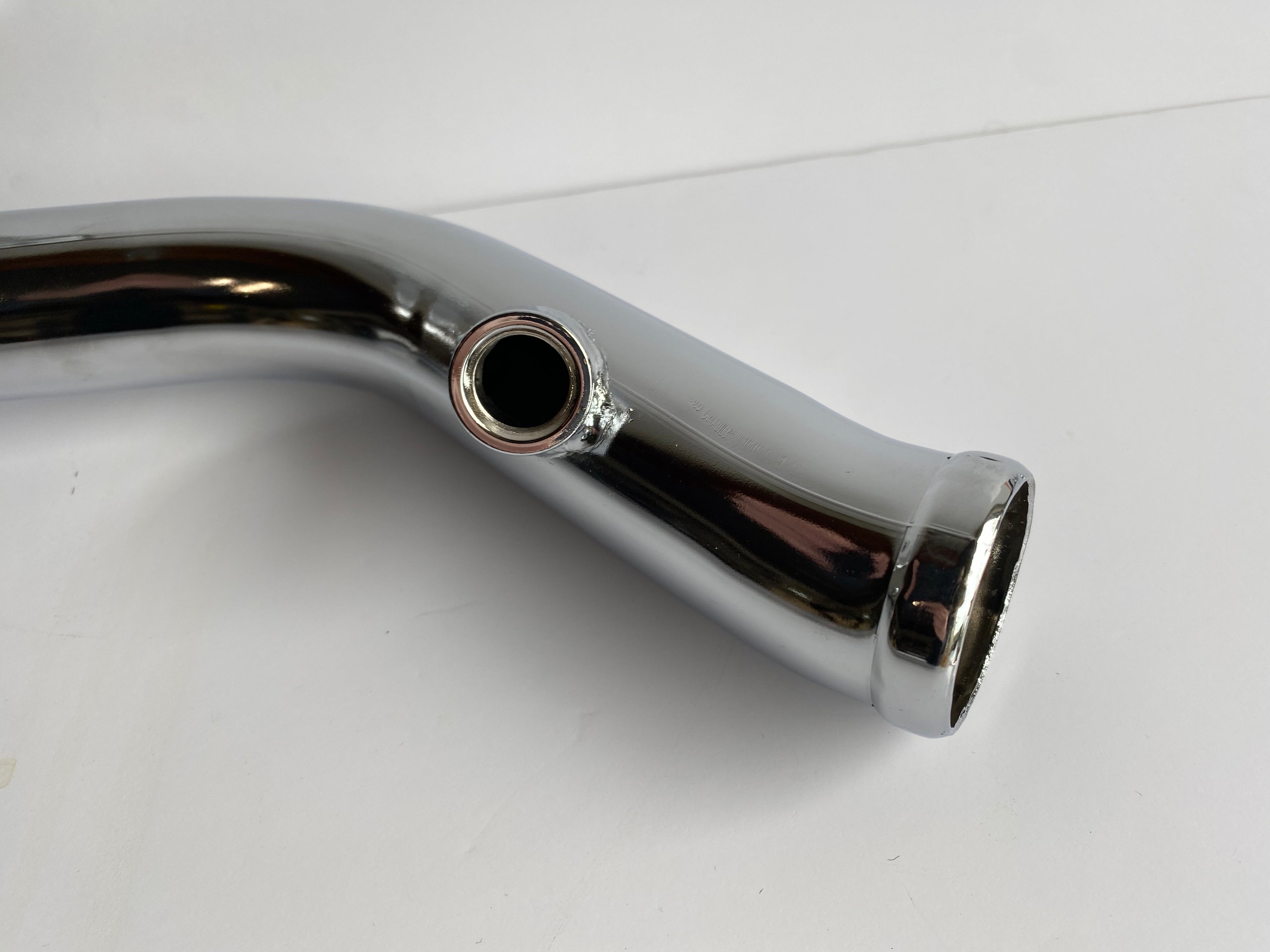 Collecteur échappement arrière Dyna Harley Davidson REF OEM 65825-06 ou 65930-07B