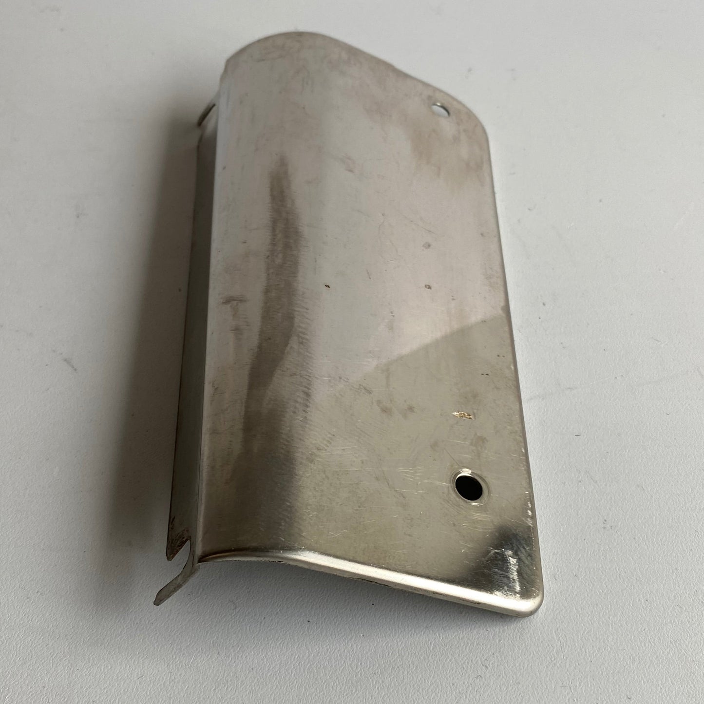 Cache arrière gauche fourche Softail Harley Davidson REF OEM 67816-86