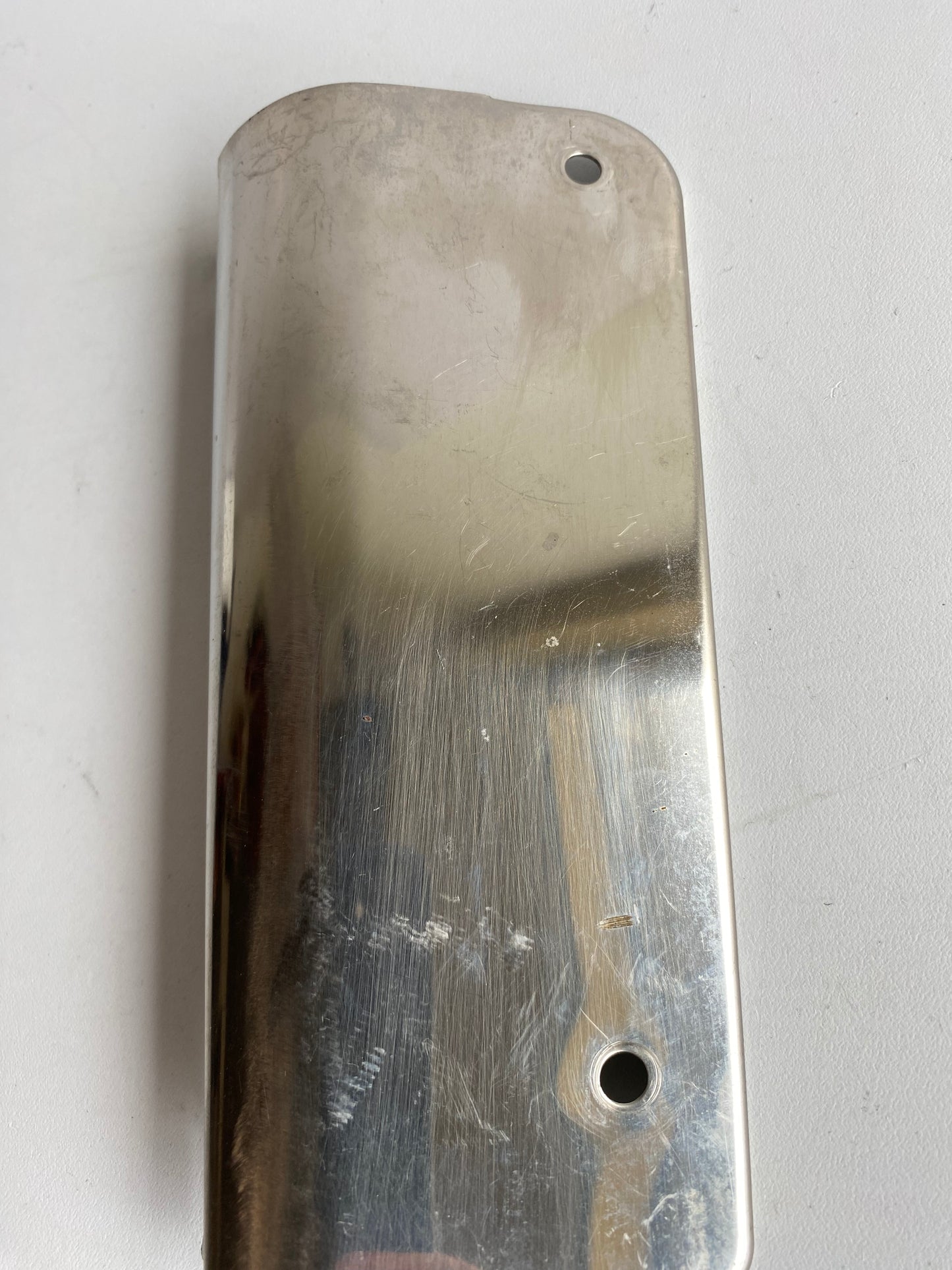 Cache arrière gauche fourche Softail Harley Davidson REF OEM 67816-86