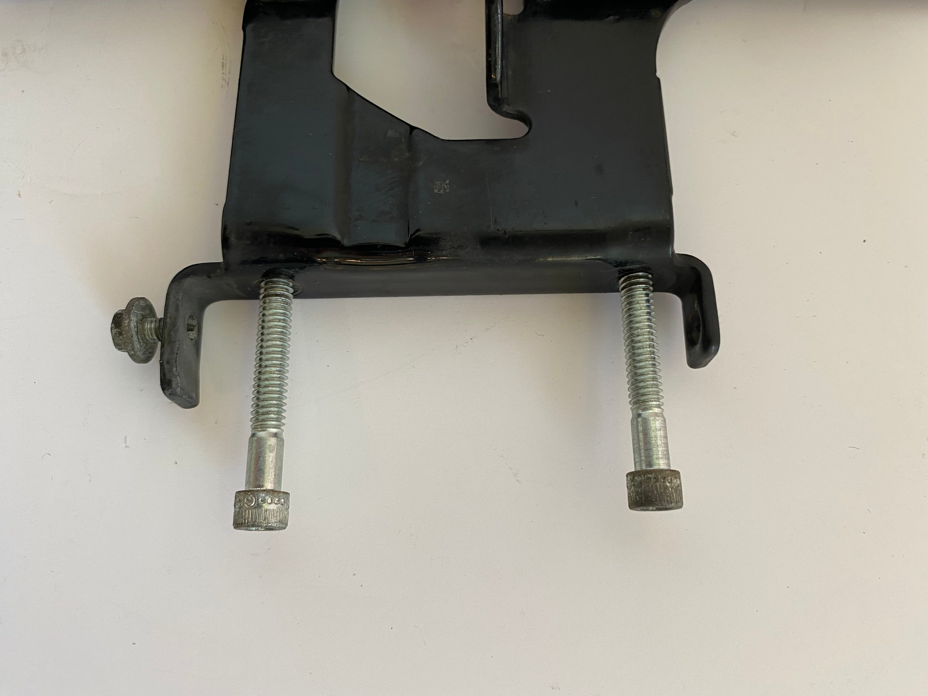 Support de bobine allumage HT Softail Harley Davidson REF OEM 48868-00
