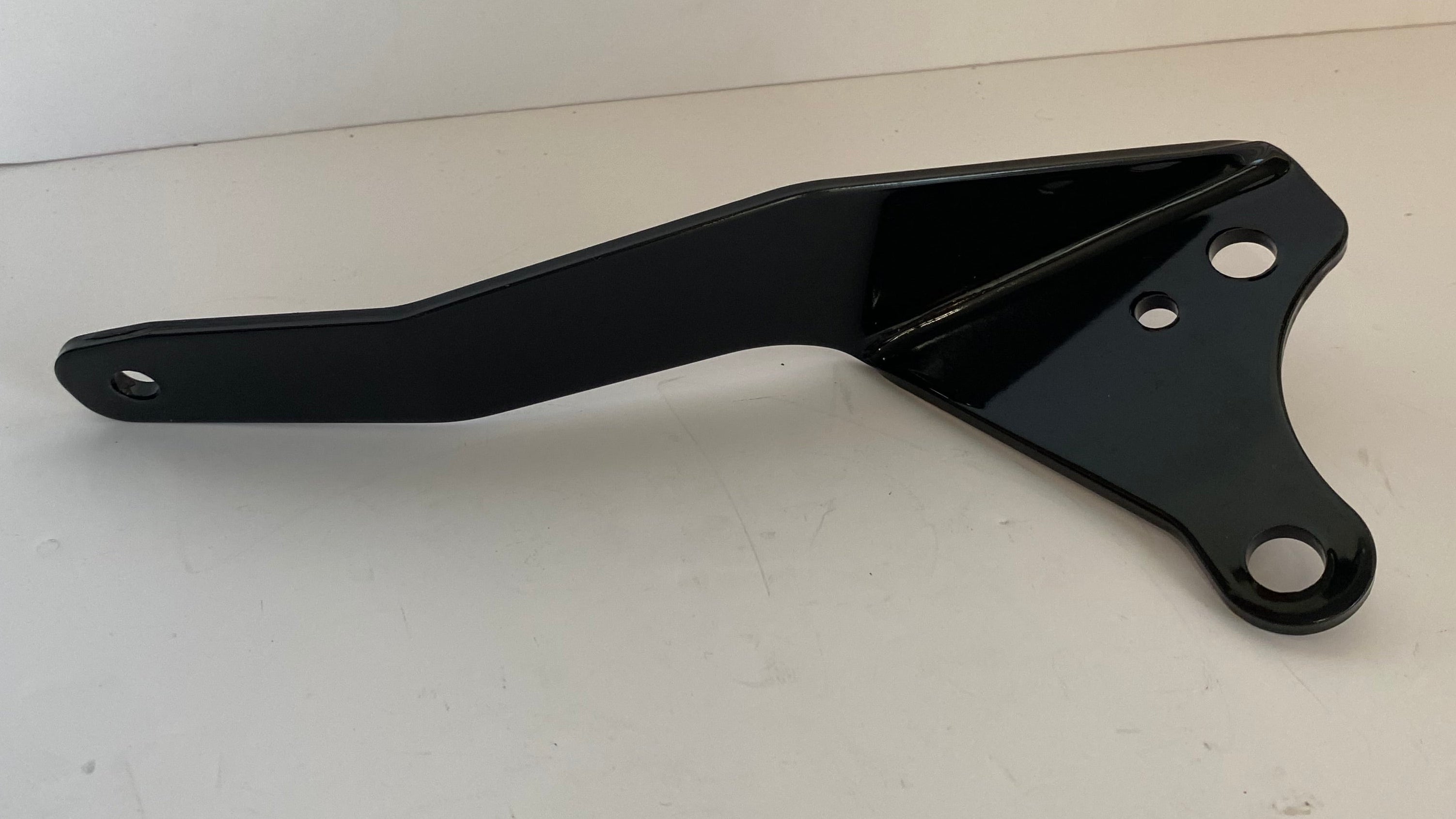 Support d'échappement Dyna Harley Davidson REF OEM 65695-95
