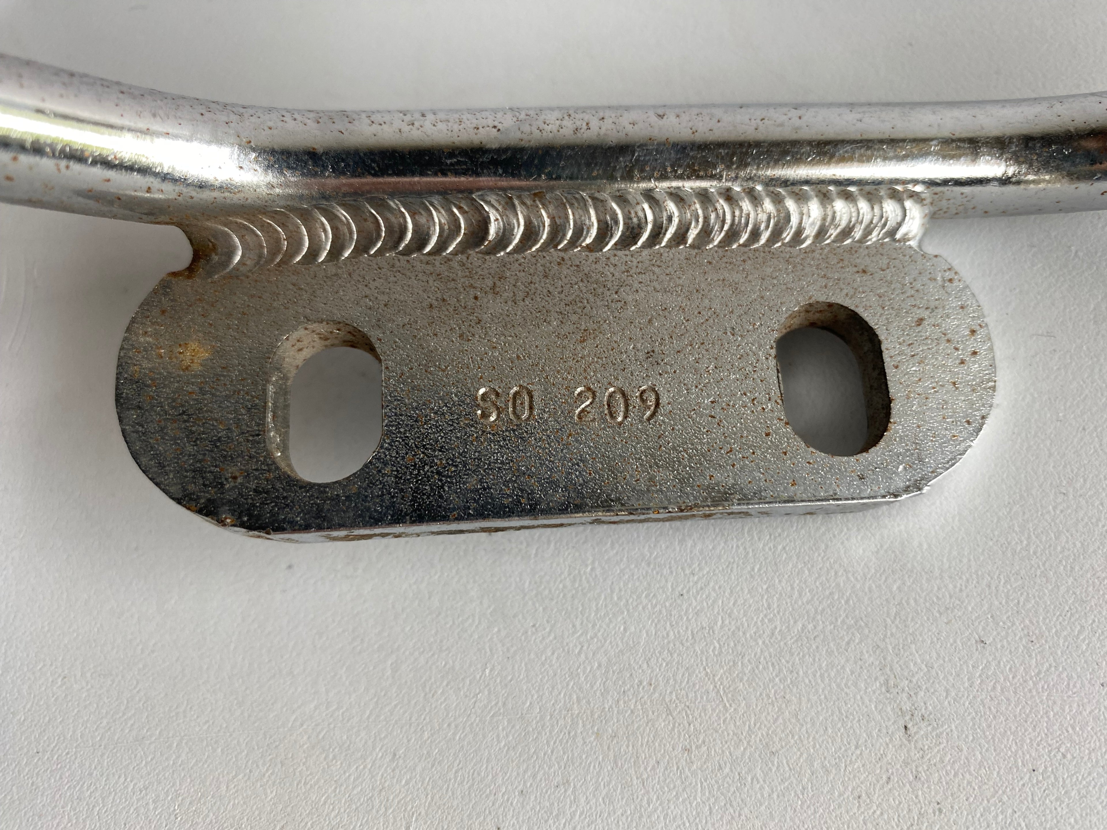 Harley Davidson Sportster 1000 cast iron exhaust bracket REF: SO 209